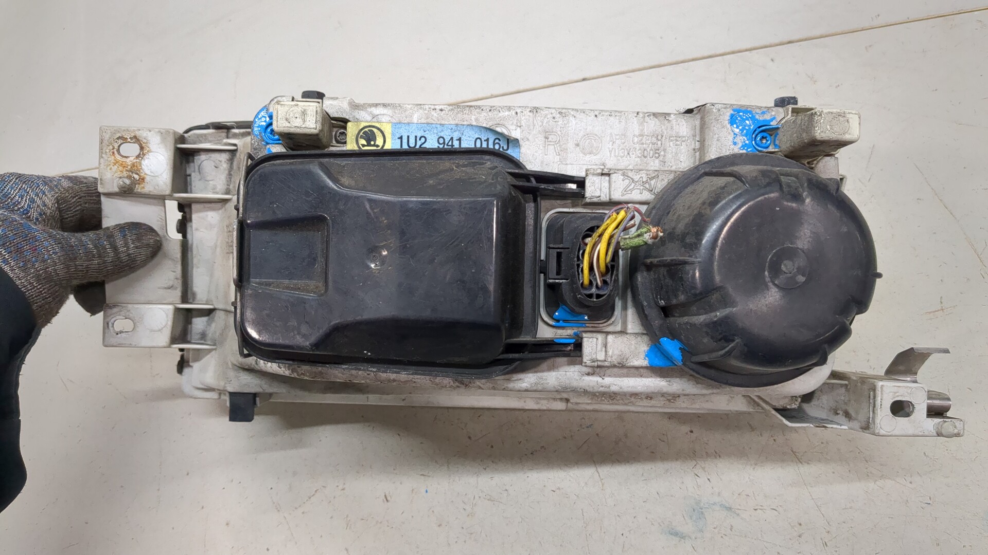 Фара правая