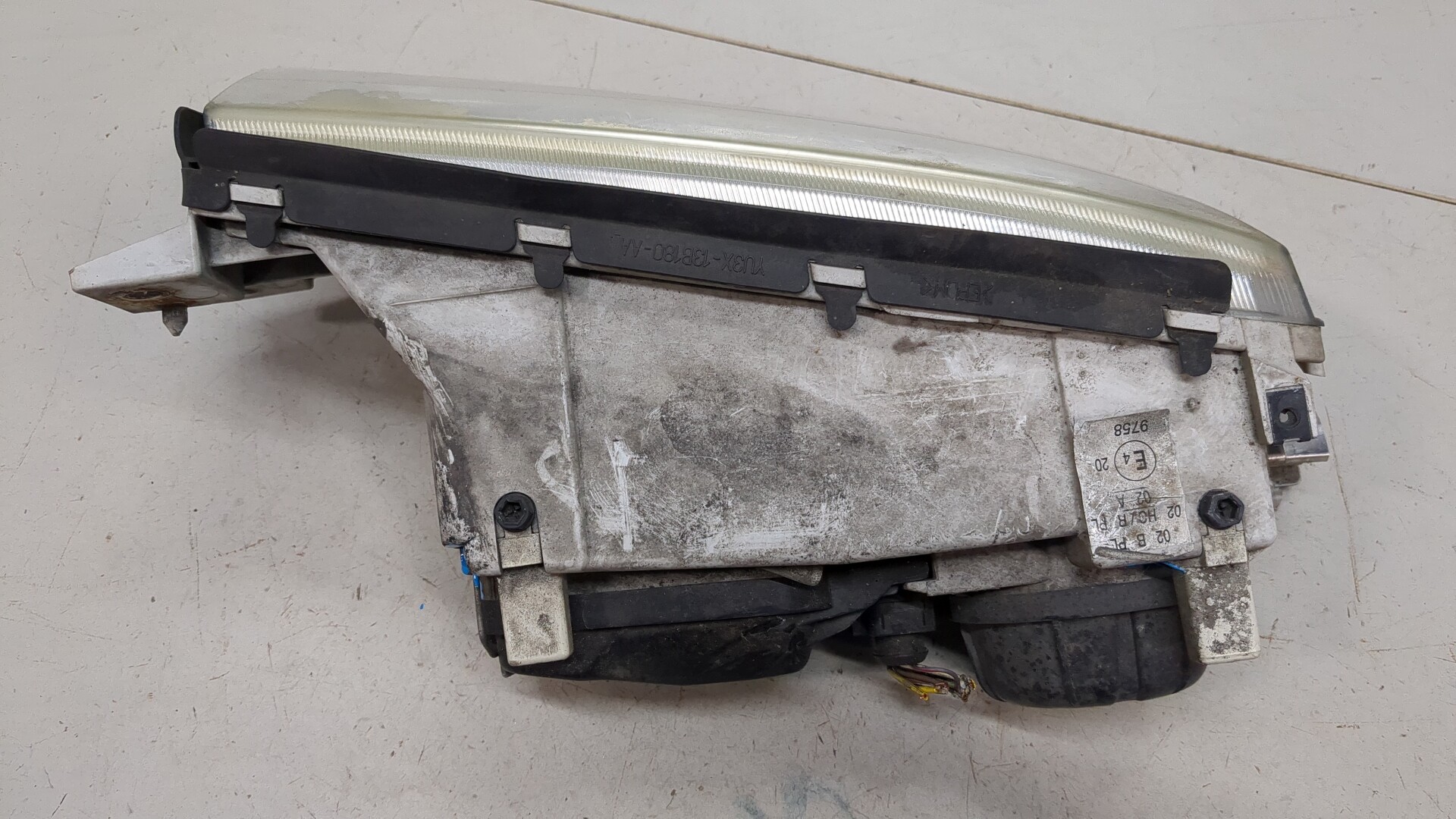 Фара правая