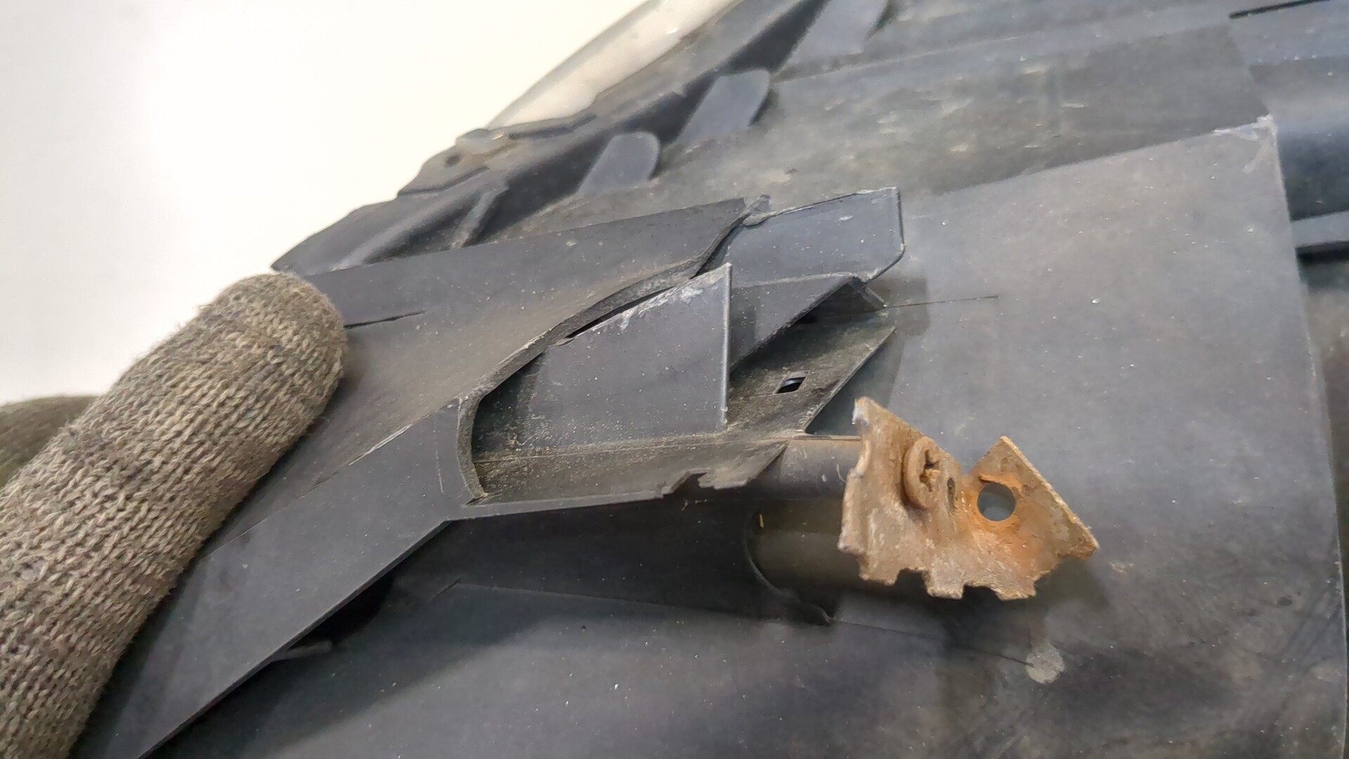 Фара правая