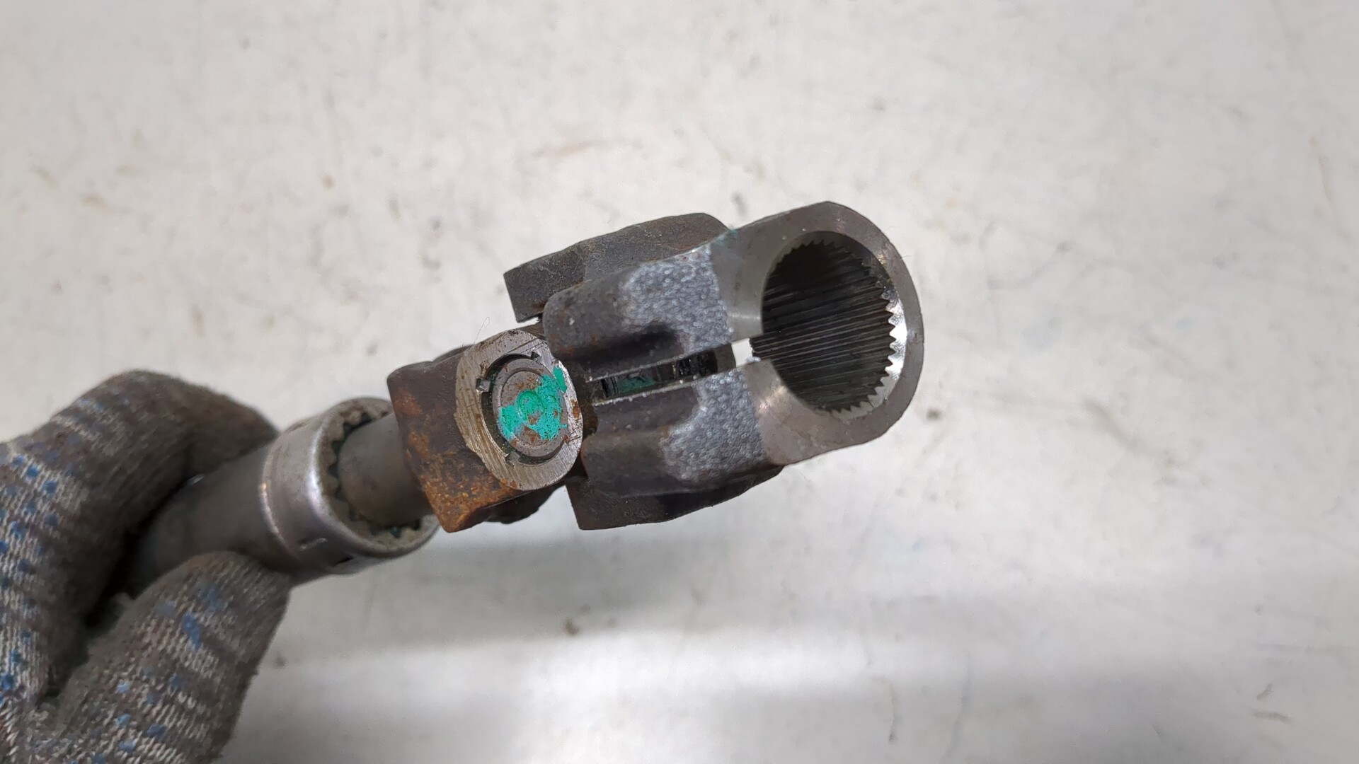 Кардан рулевой