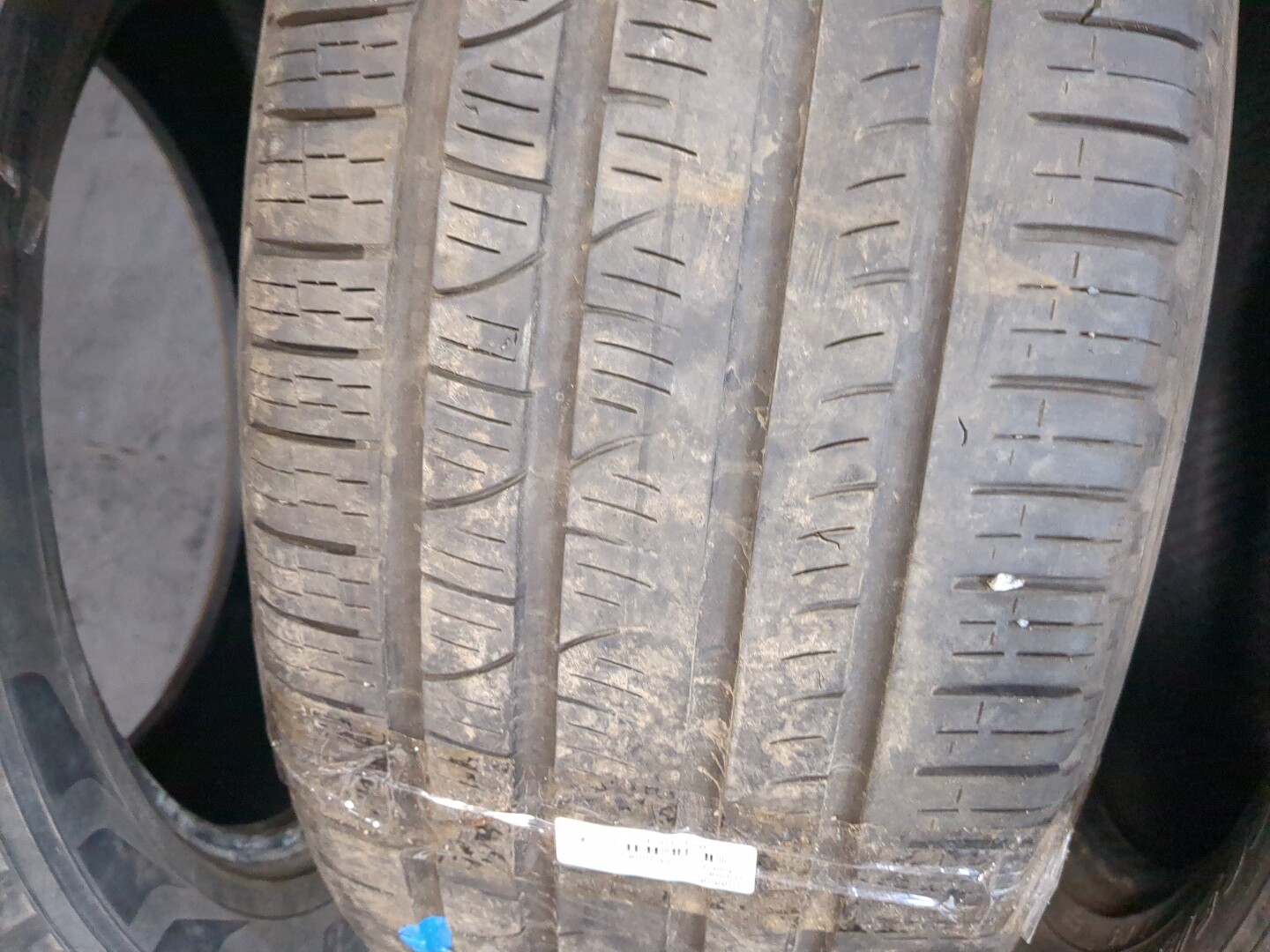 Шины комплект (4 шт.)