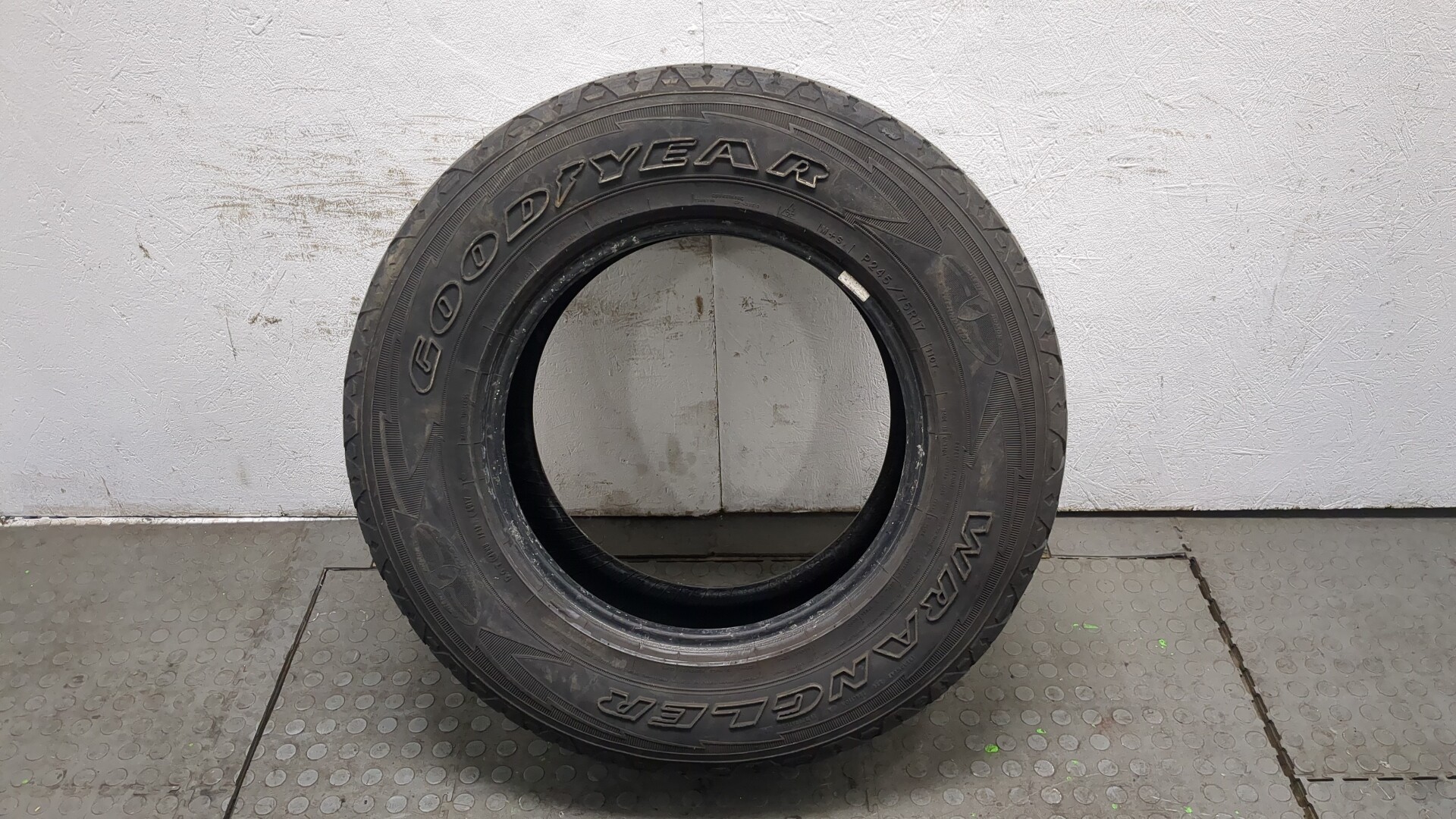 Шины комплект (4 шт.)