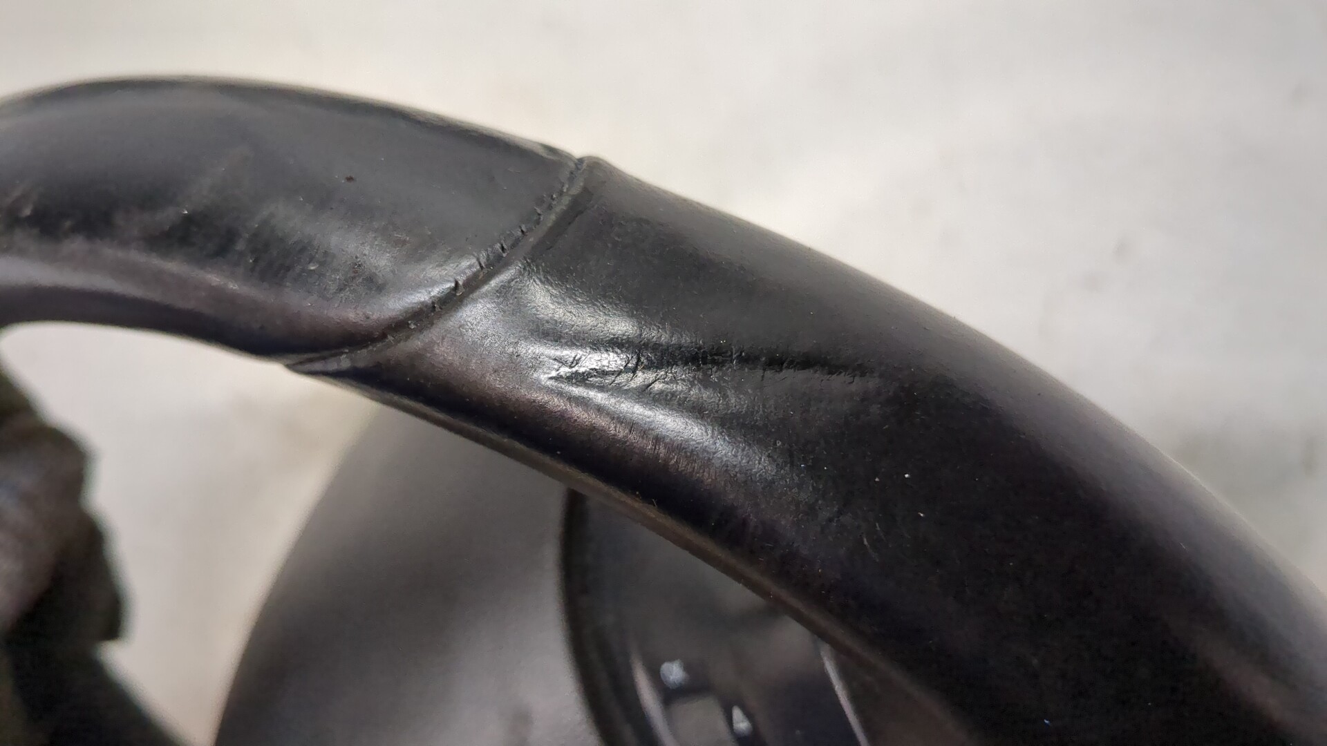 Рулевое колесо (руль)