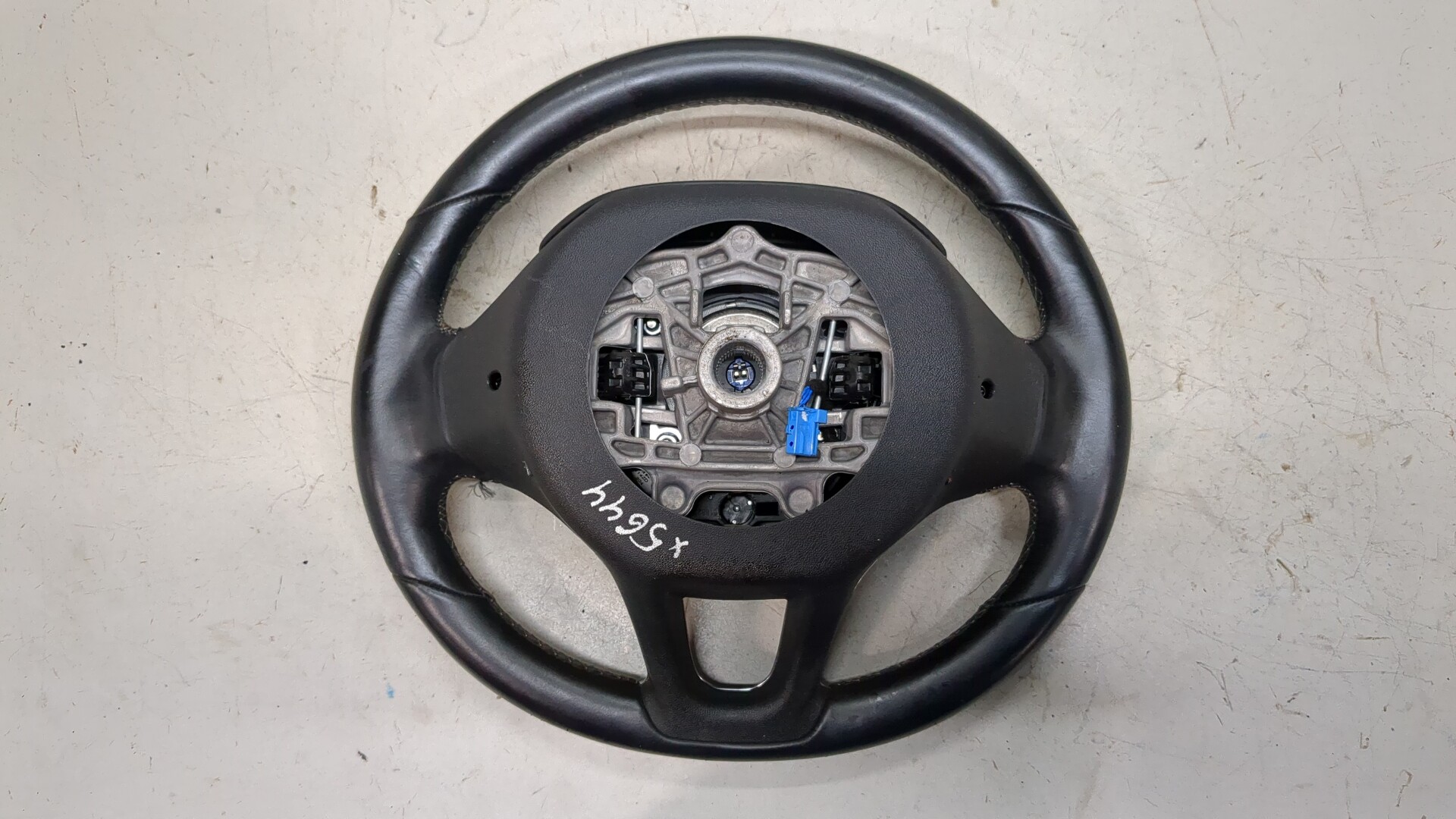 Рулевое колесо (руль)