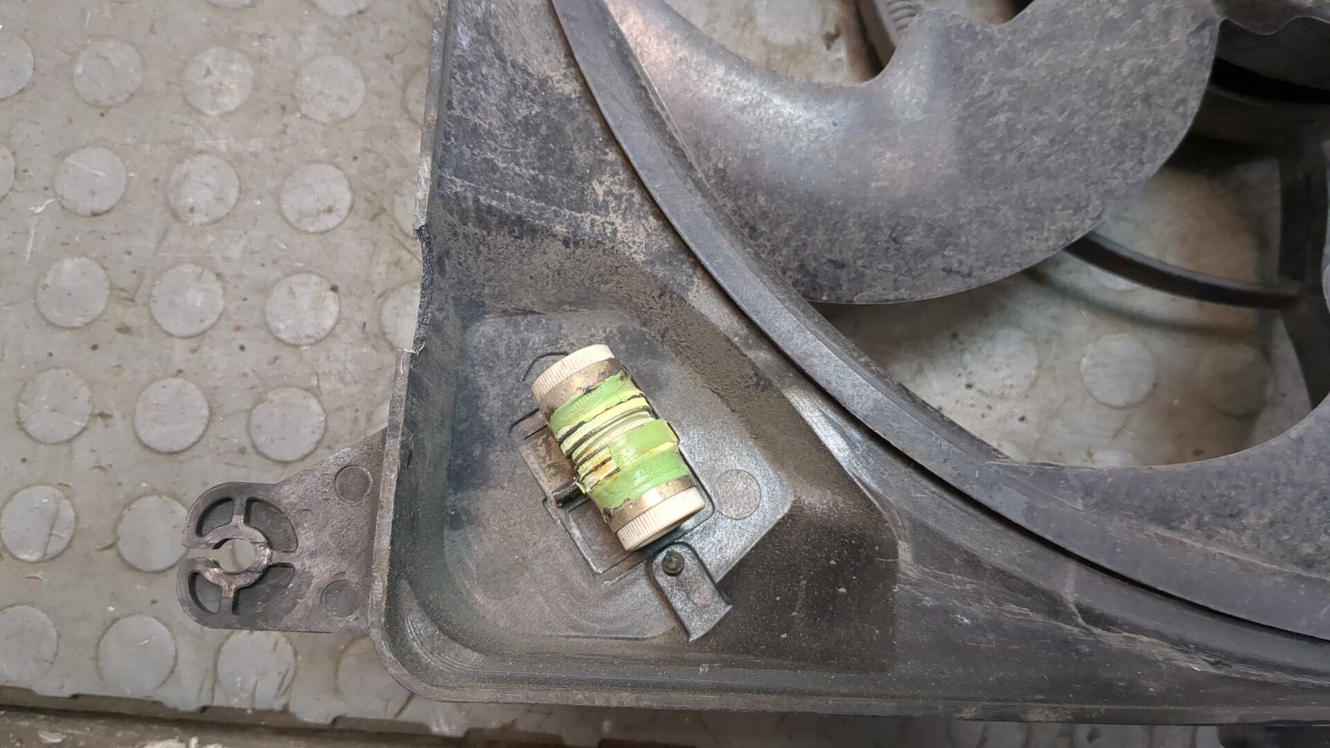 Вентилятор радиатора