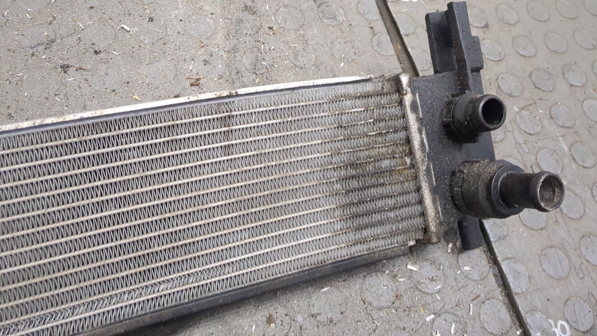 Радиатор охлаждения двигателя основной