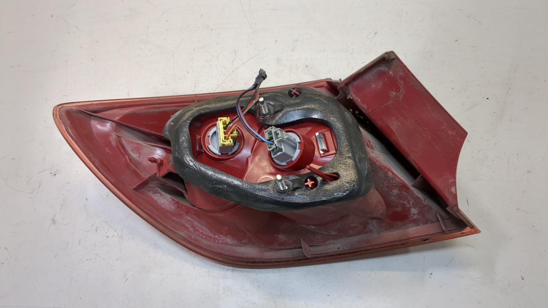 Фонарь задний правый