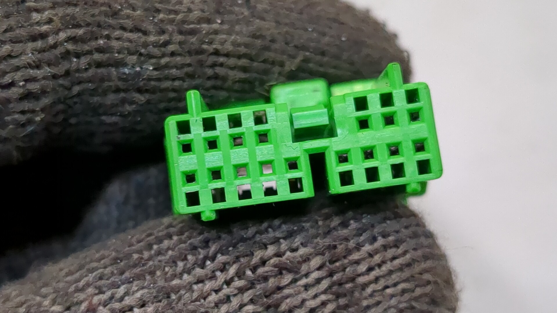 Зеркало правое электрическое