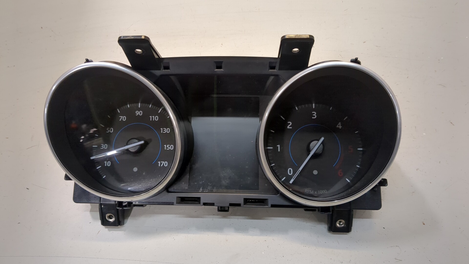 Панель приборов