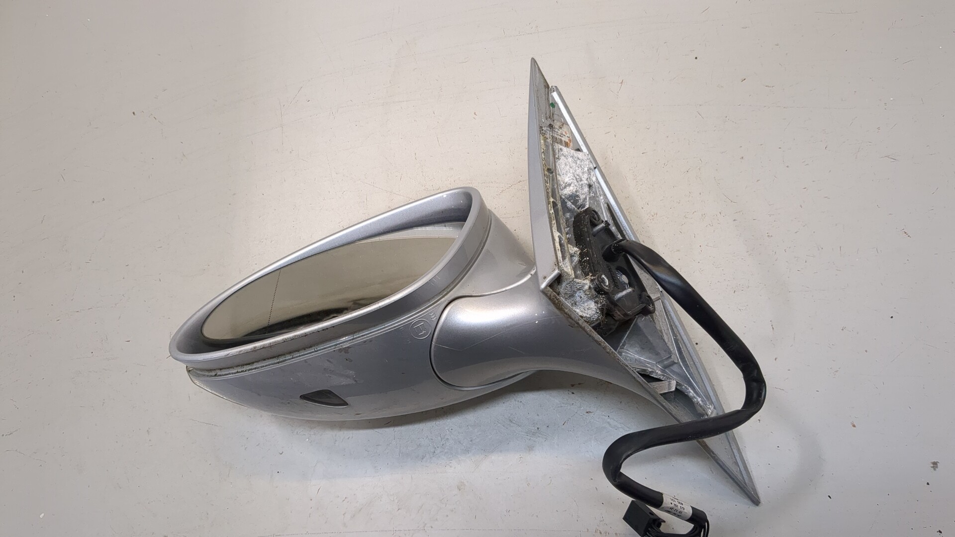 Зеркало левое электрическое