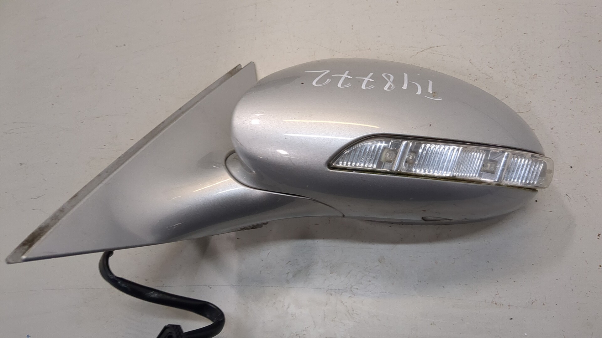 Зеркало левое электрическое