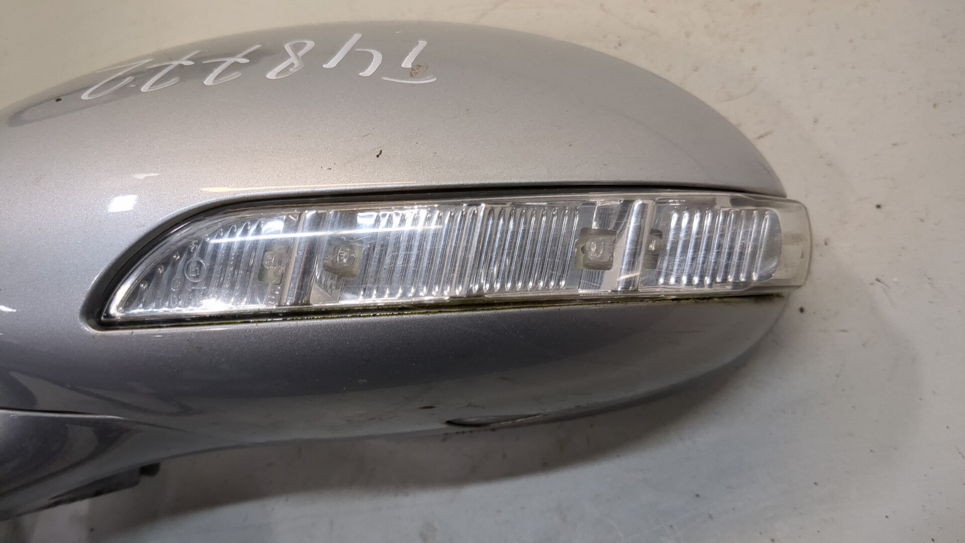 Зеркало левое электрическое