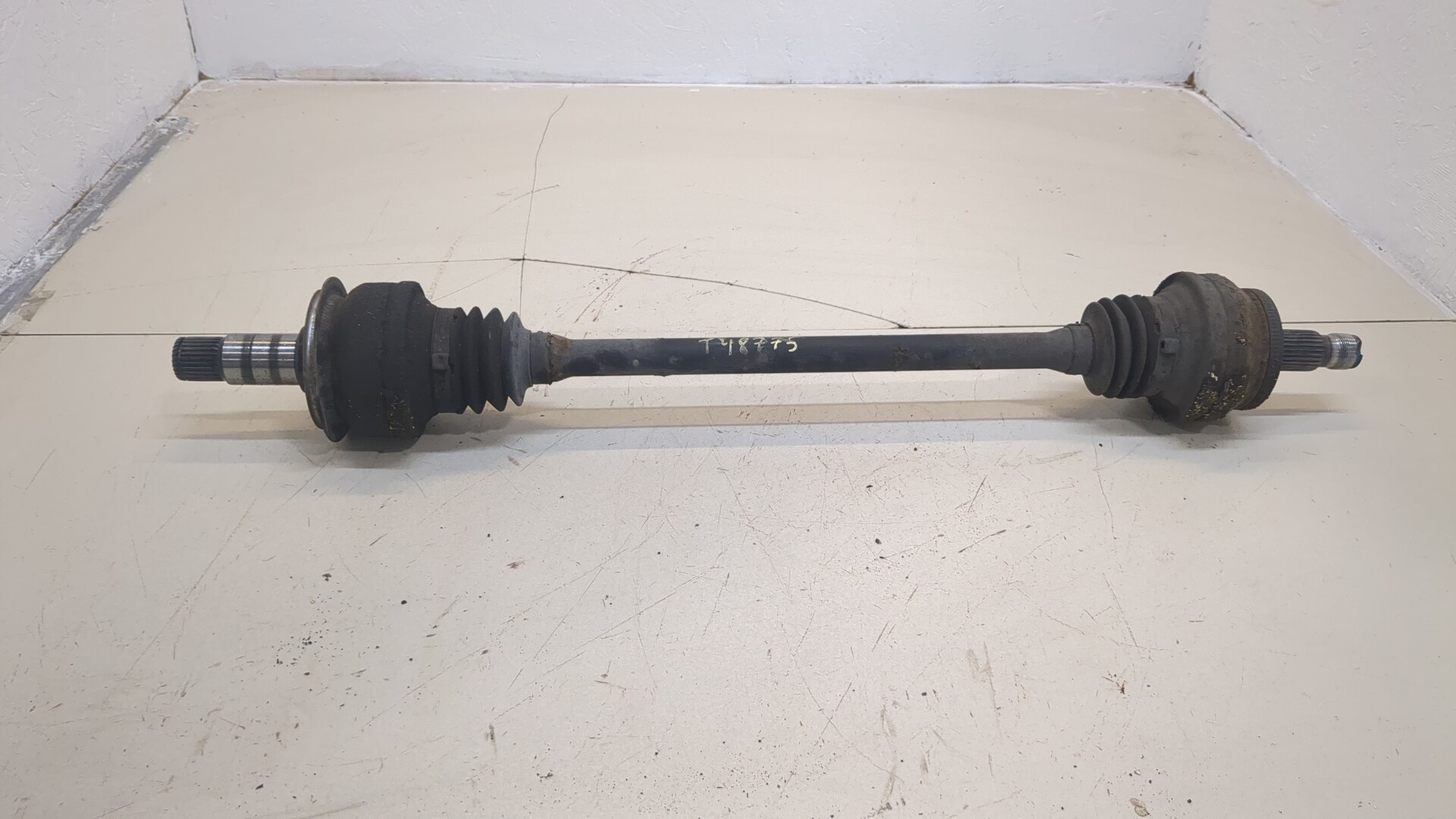 Полуось задняя