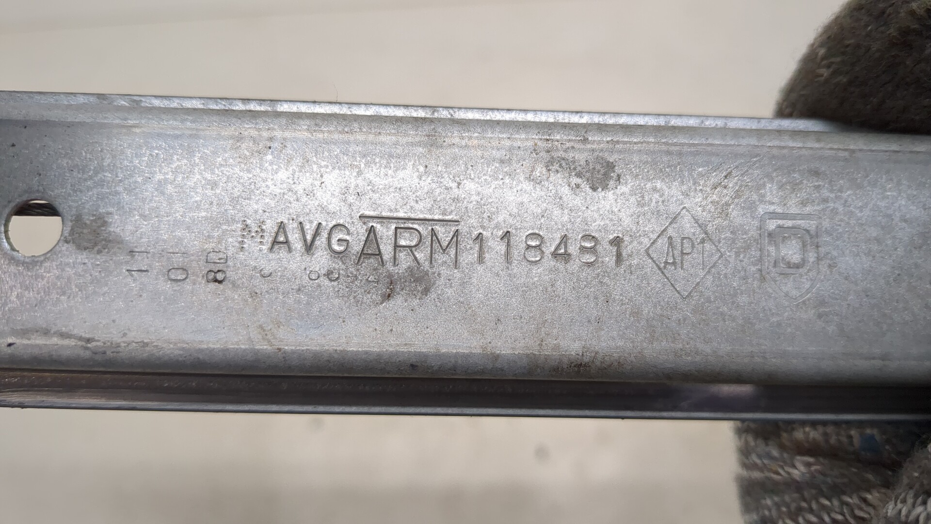 Стеклоподъемник электр. передний левый