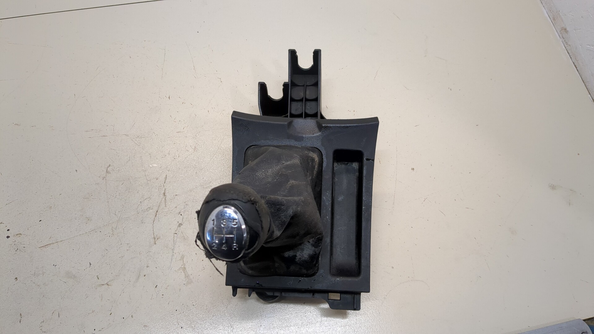 Кулиса МКПП / АКПП