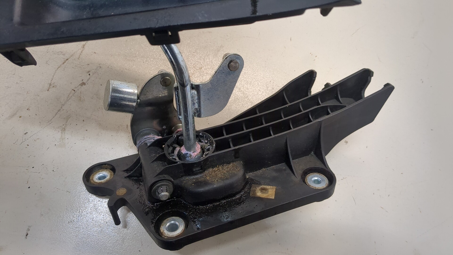 Кулиса МКПП / АКПП