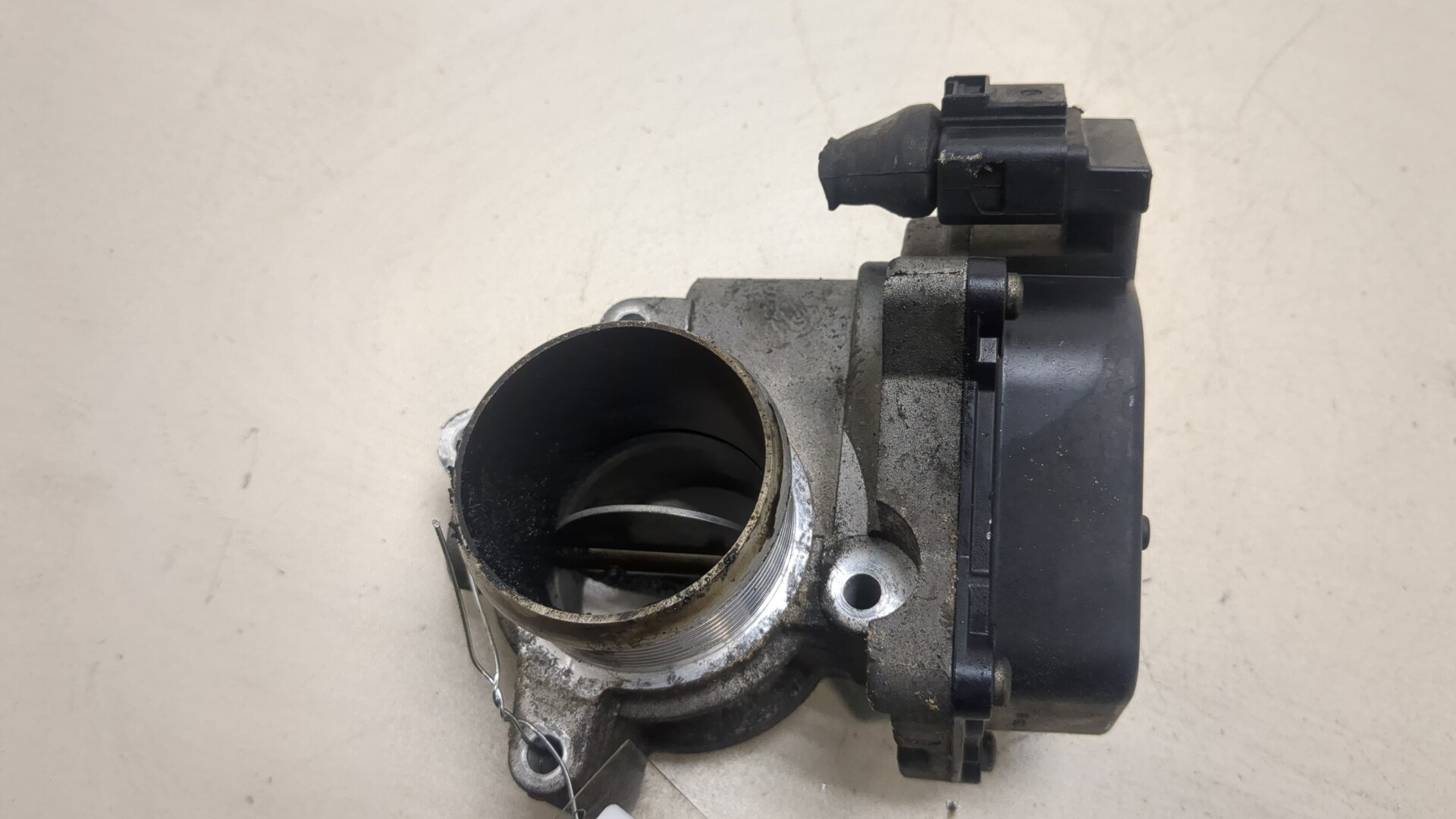 Заслонка дроссельная электрическая