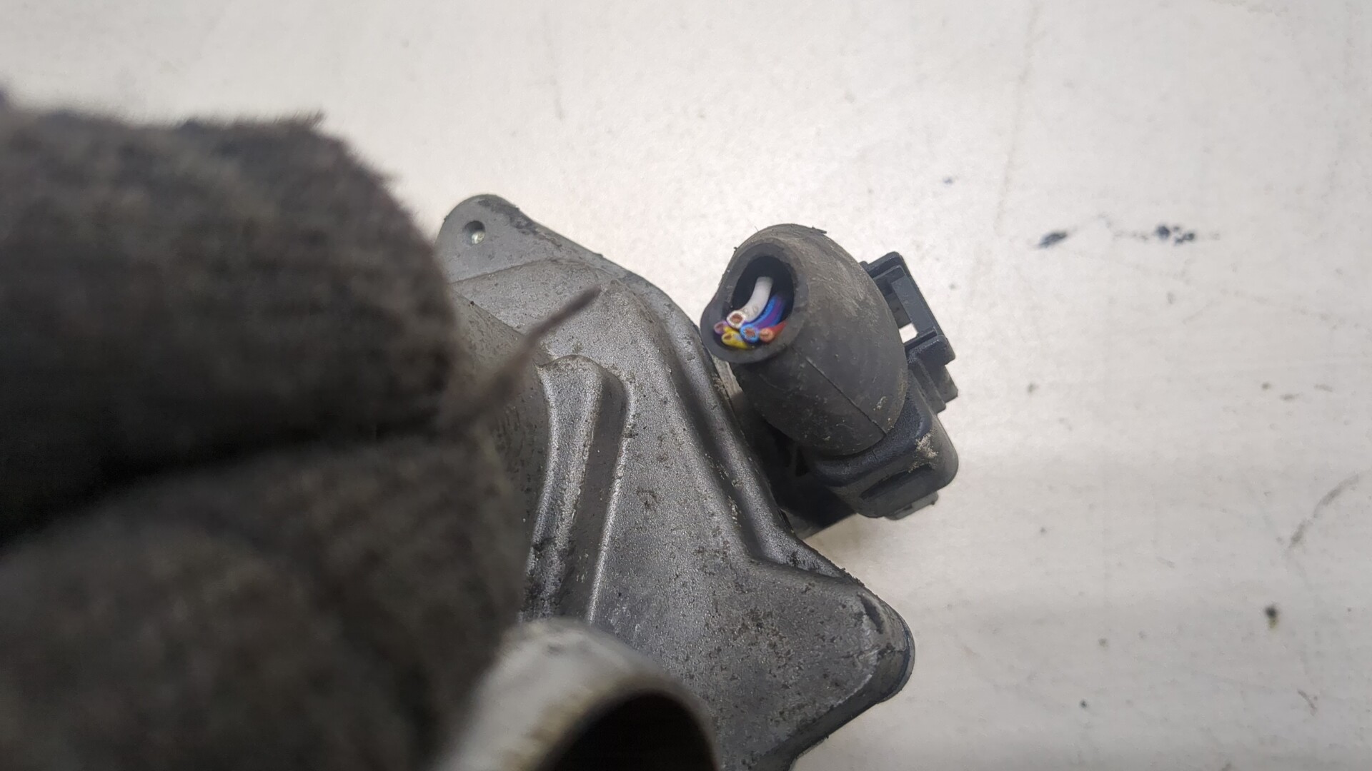 Заслонка дроссельная электрическая