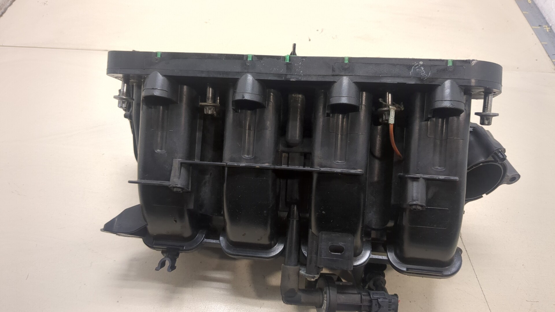 Коллектор впускной