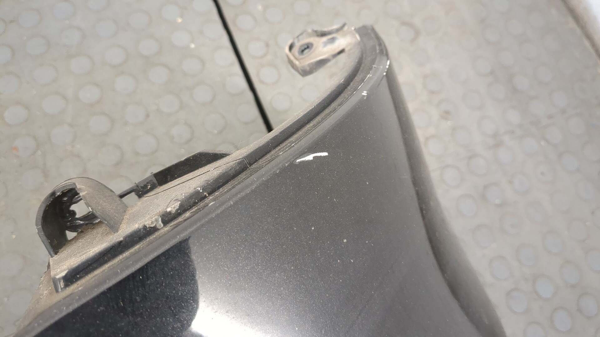 Бампер задний