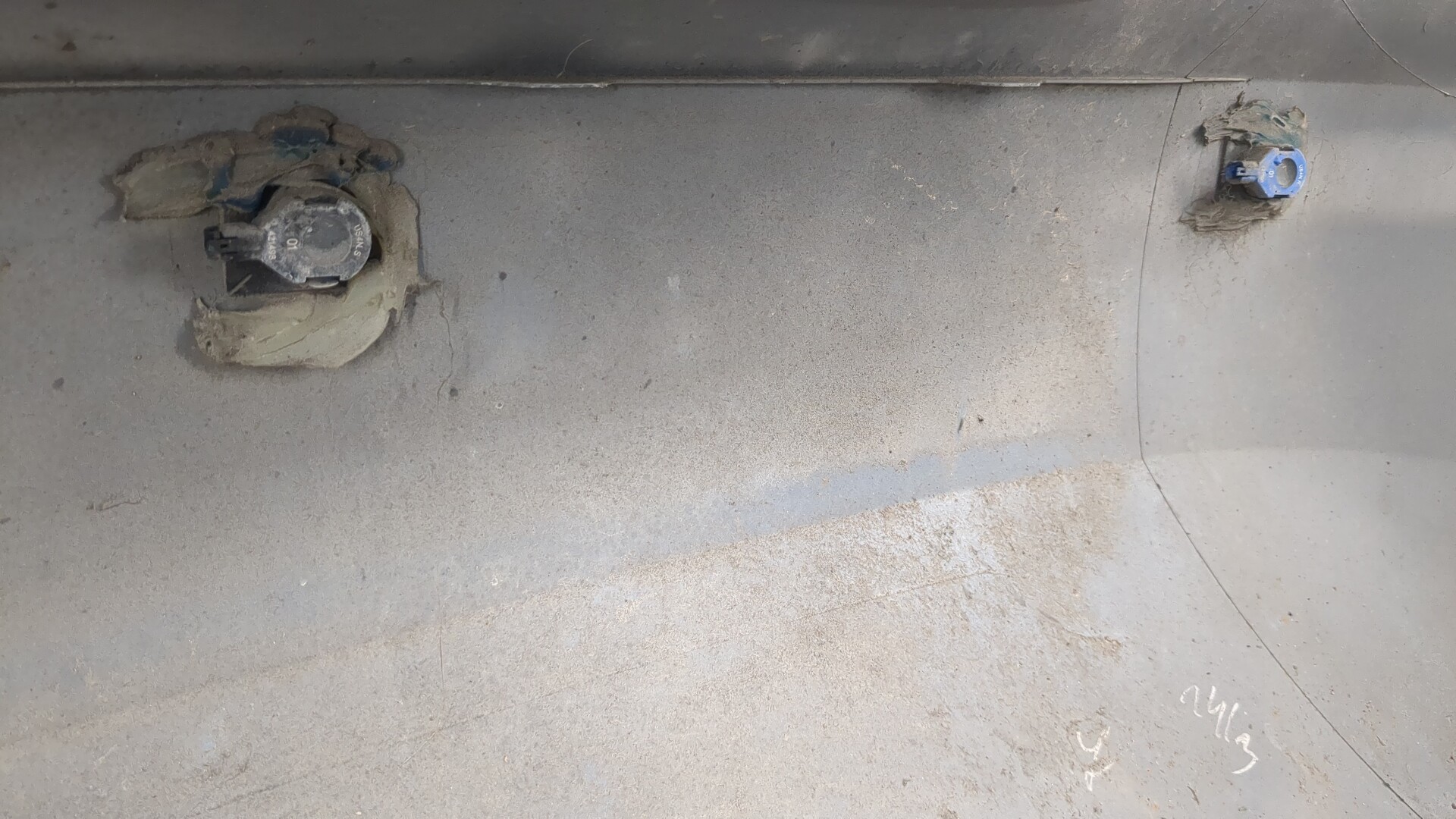 Бампер задний