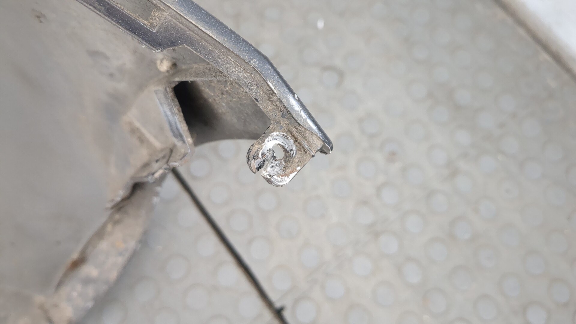 Бампер задний