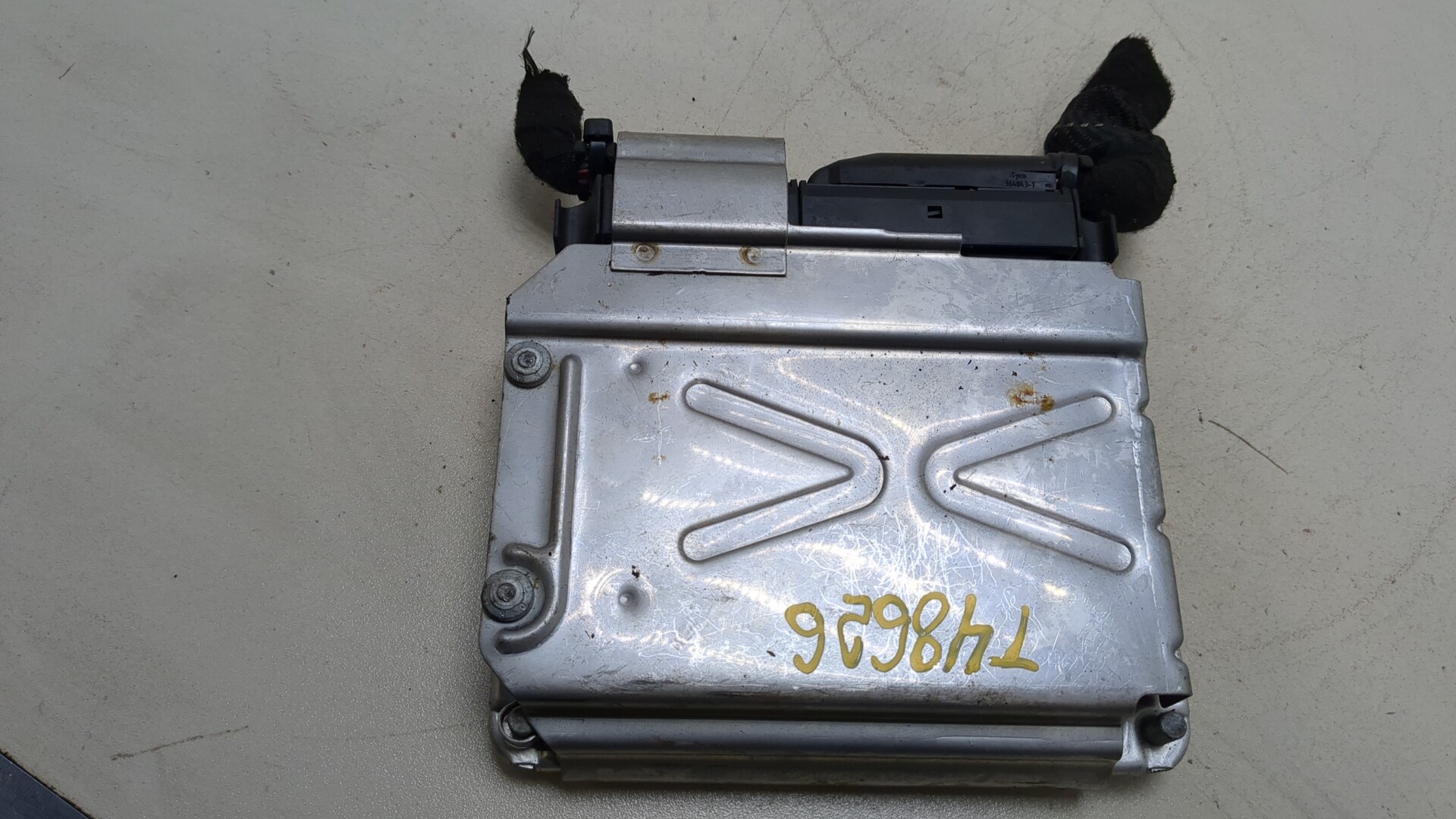 Блок управления двигателем