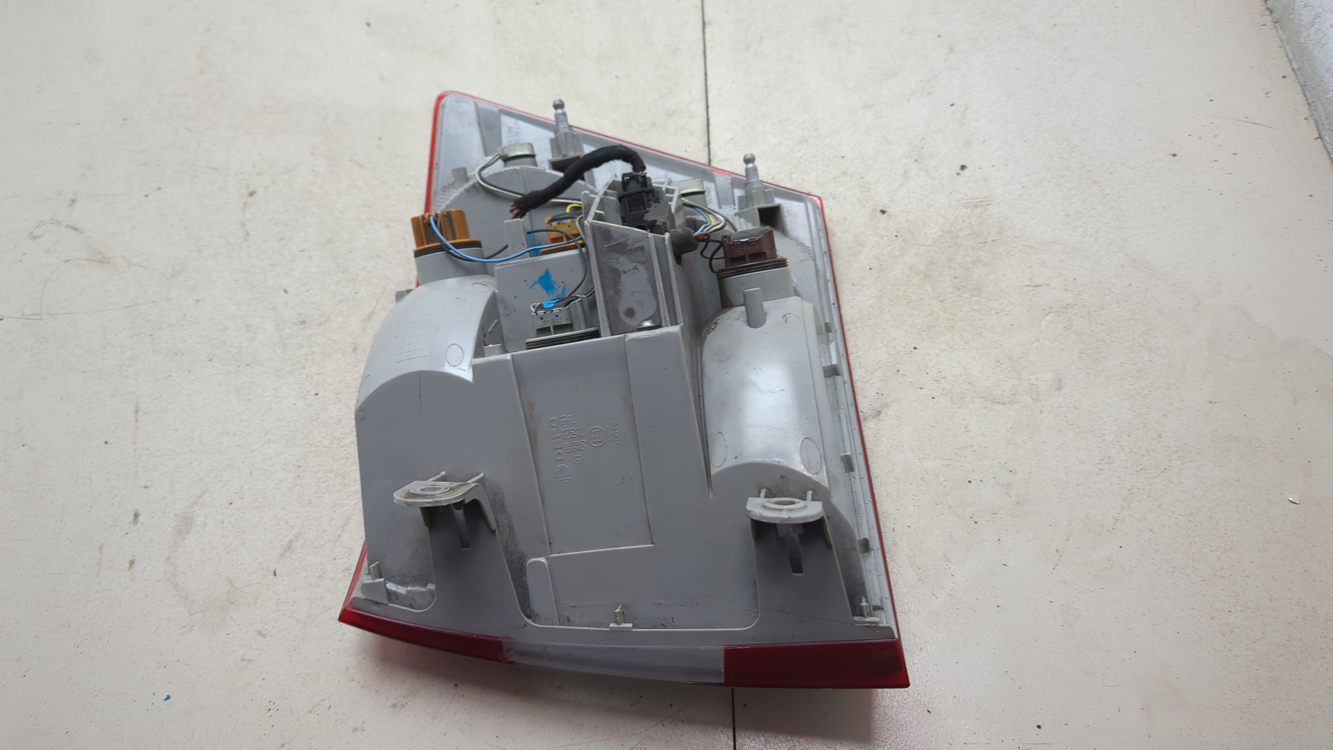 Фонарь задний левый