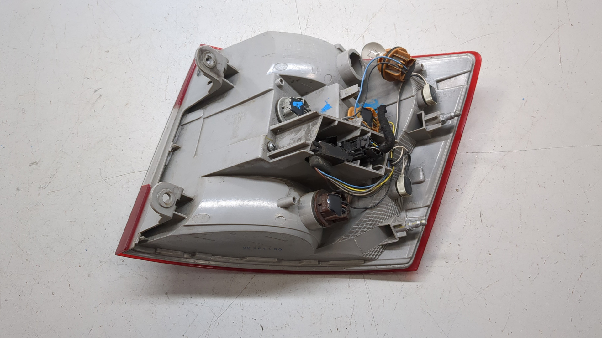 Фонарь задний левый