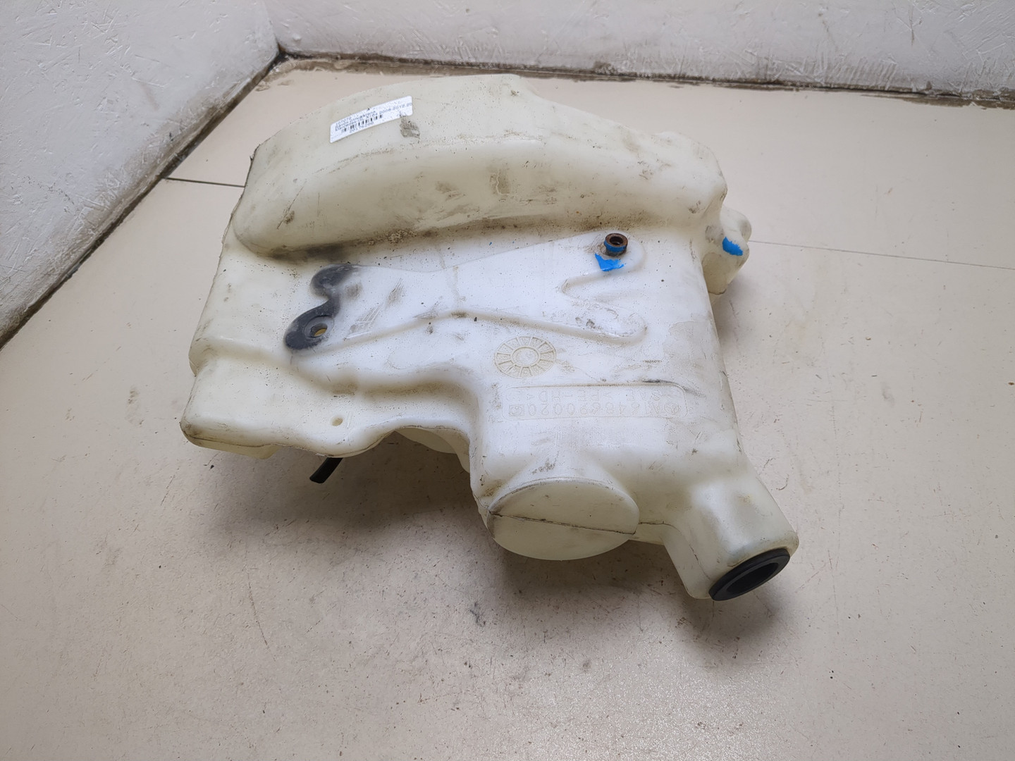 Бачок омывателя лобового стекла