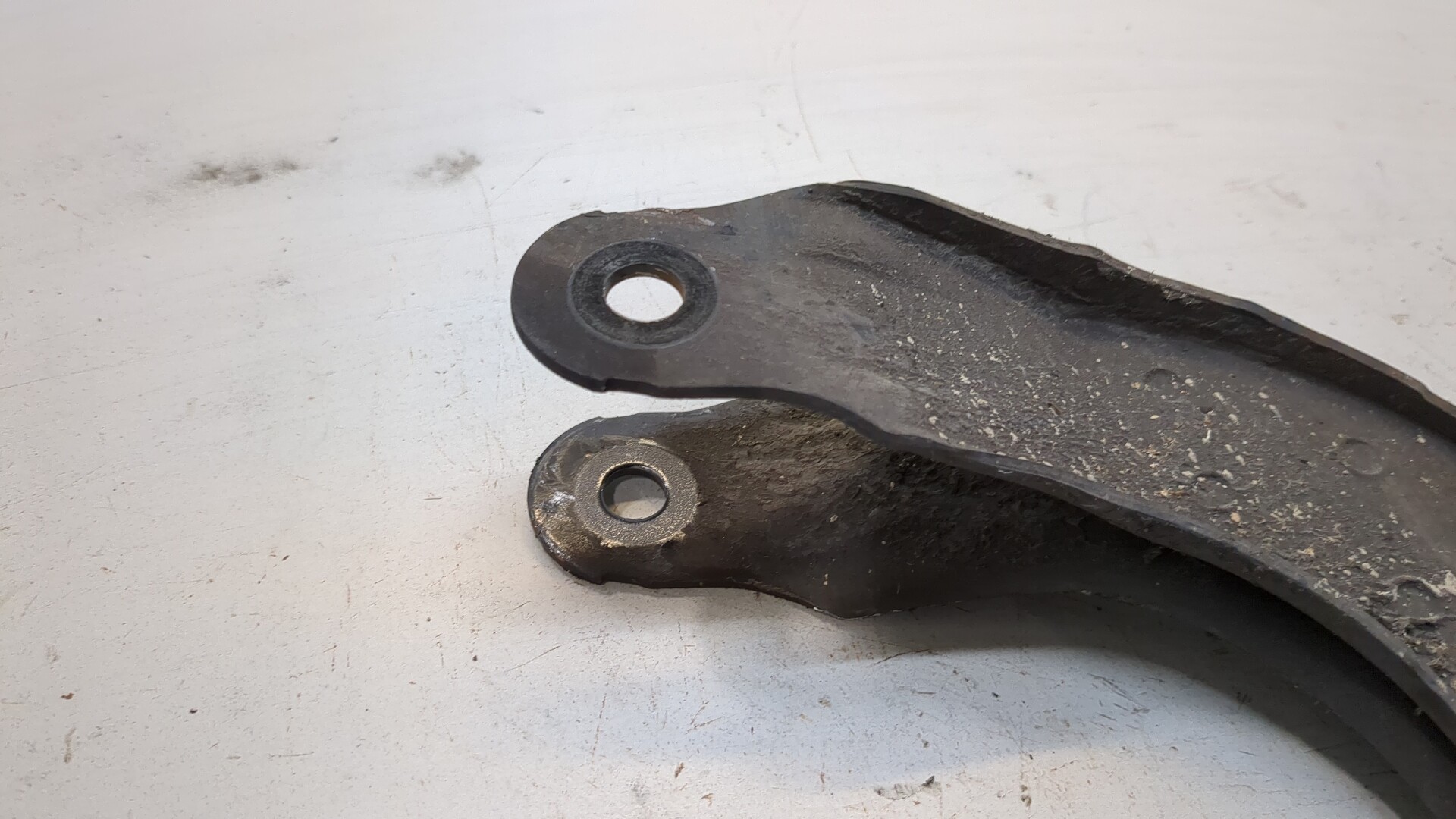 Рычаг задний