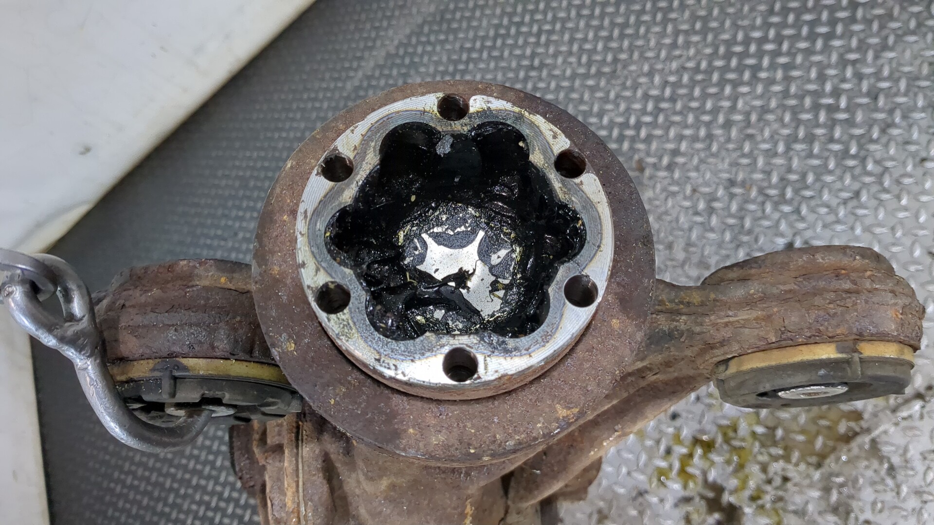 Редуктор заднего моста