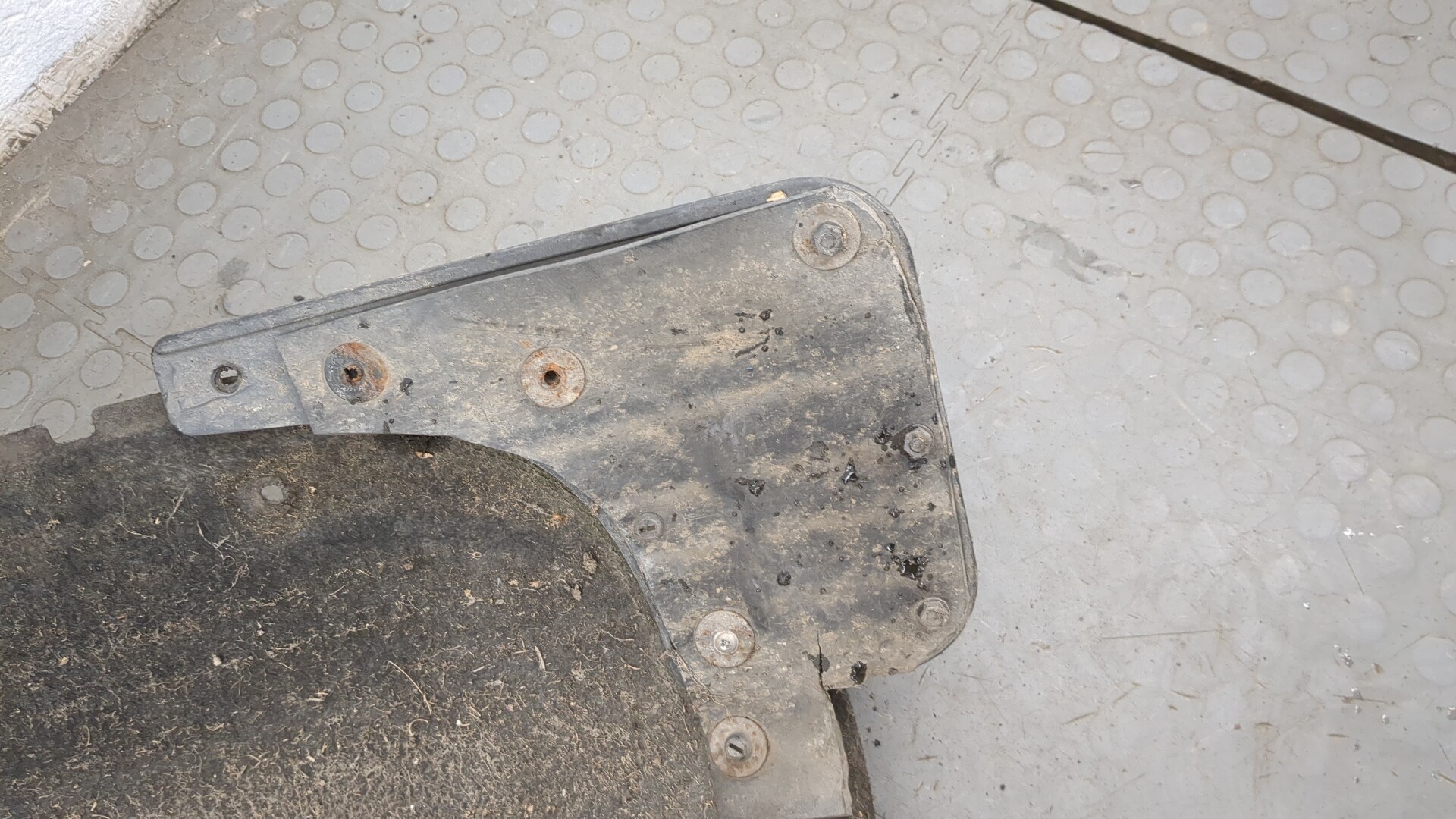 Локер задний левый