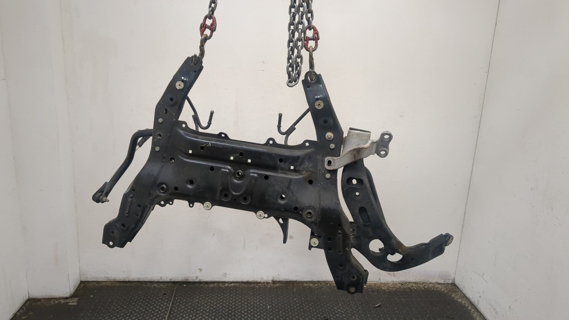 Балка подмоторная