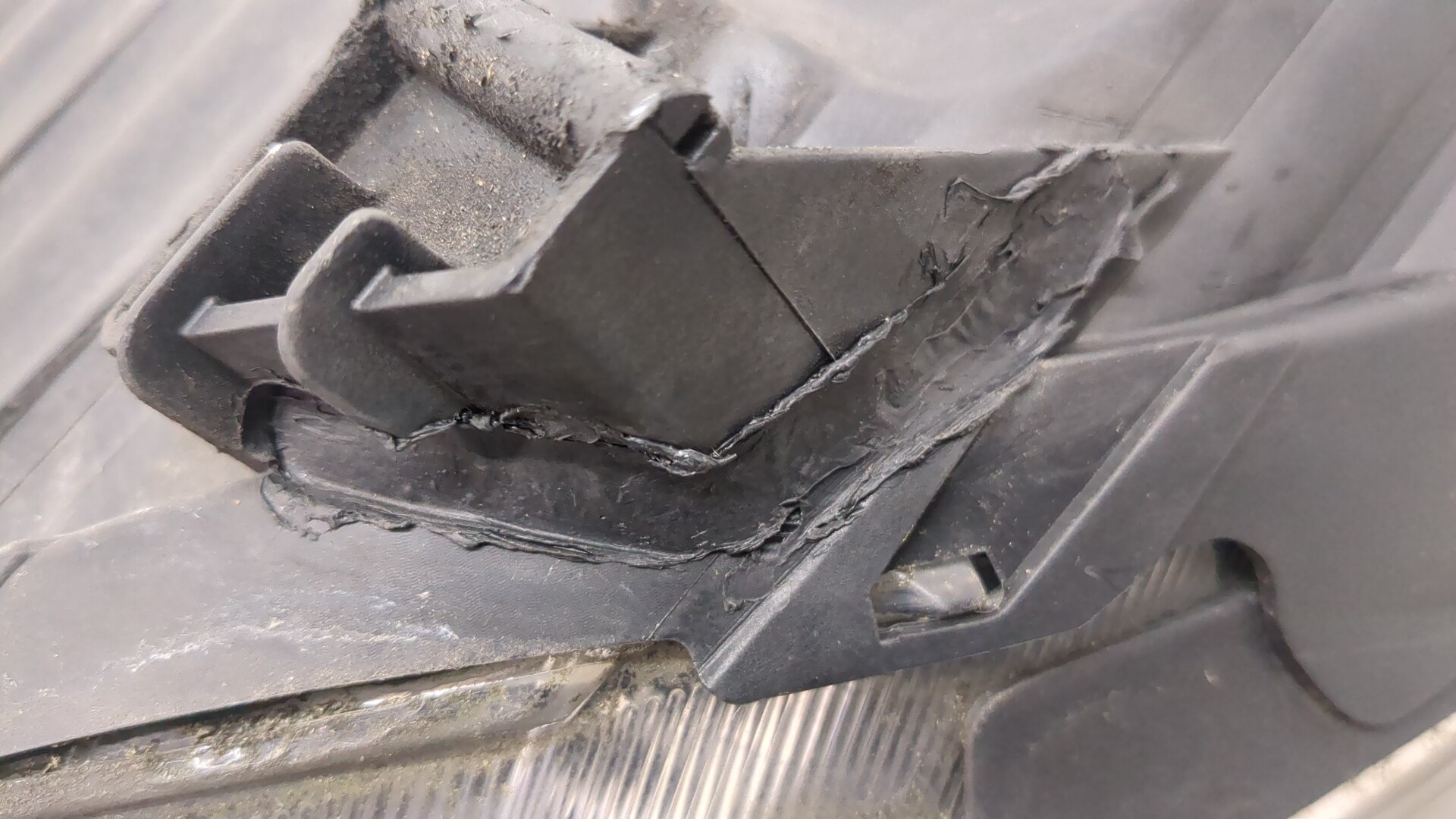 Фара правая