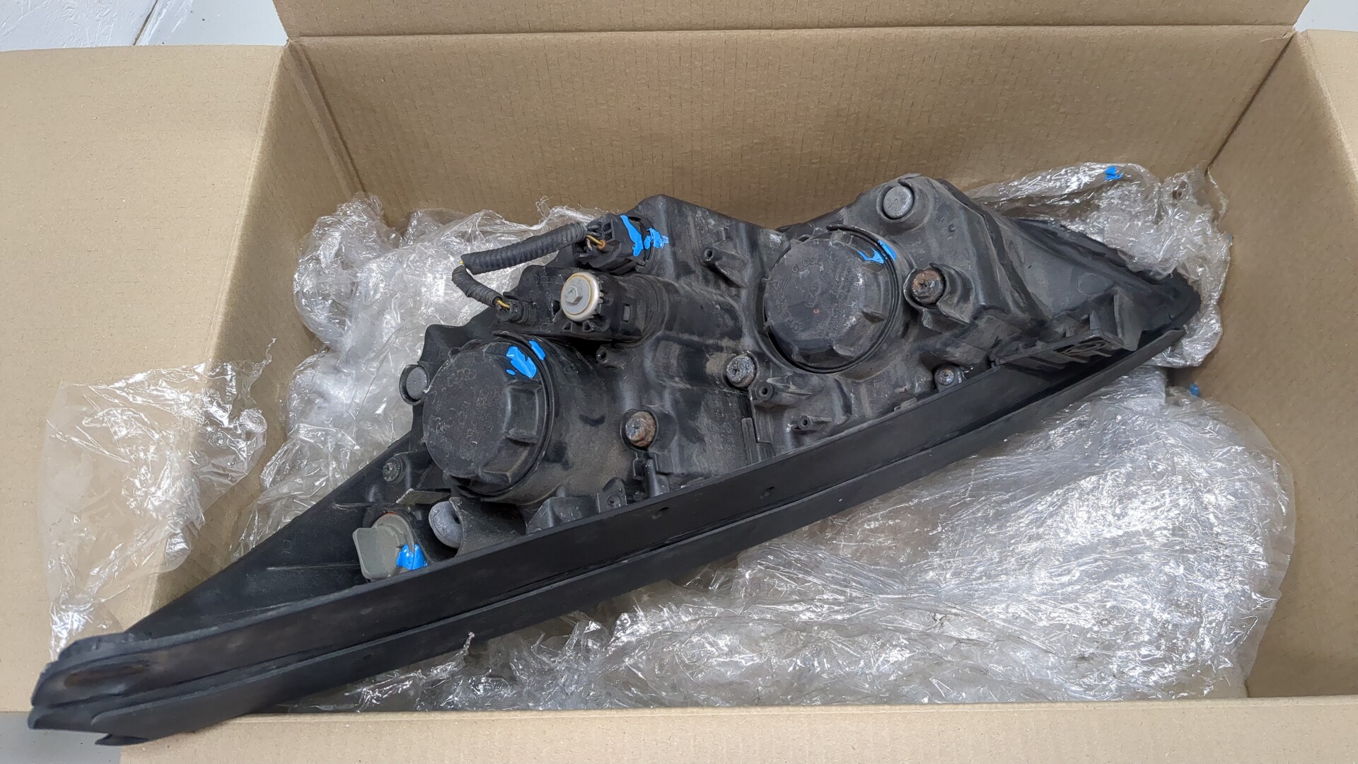 Фара правая