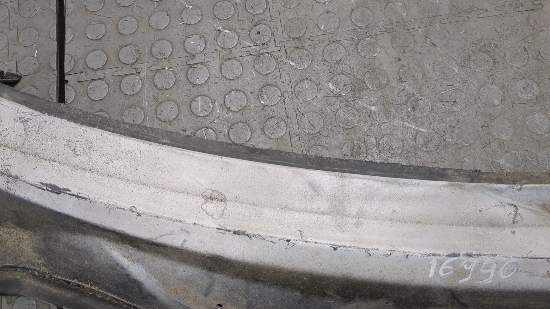 Решетка стеклоочистителей (Жабо)