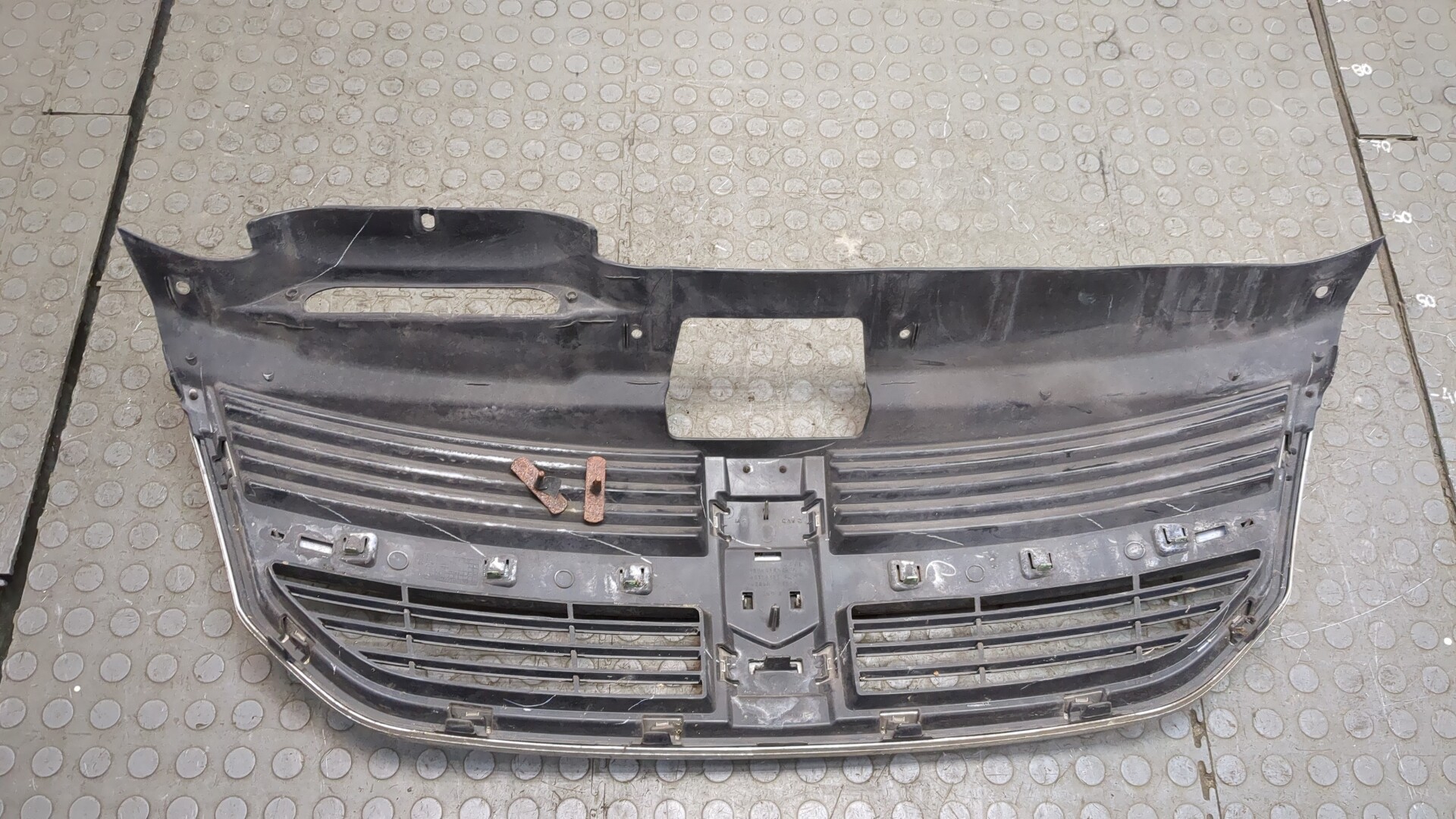 Решетка радиатора