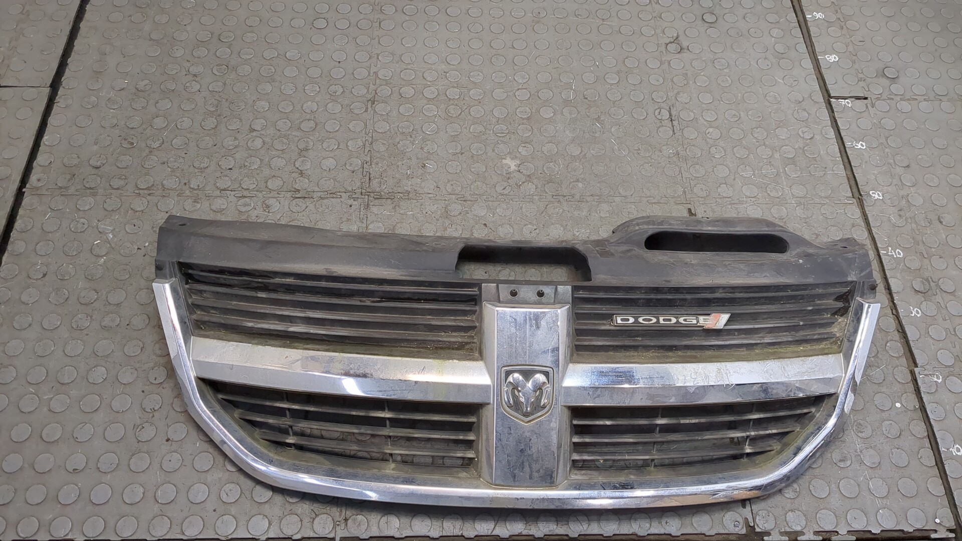 Решетка радиатора