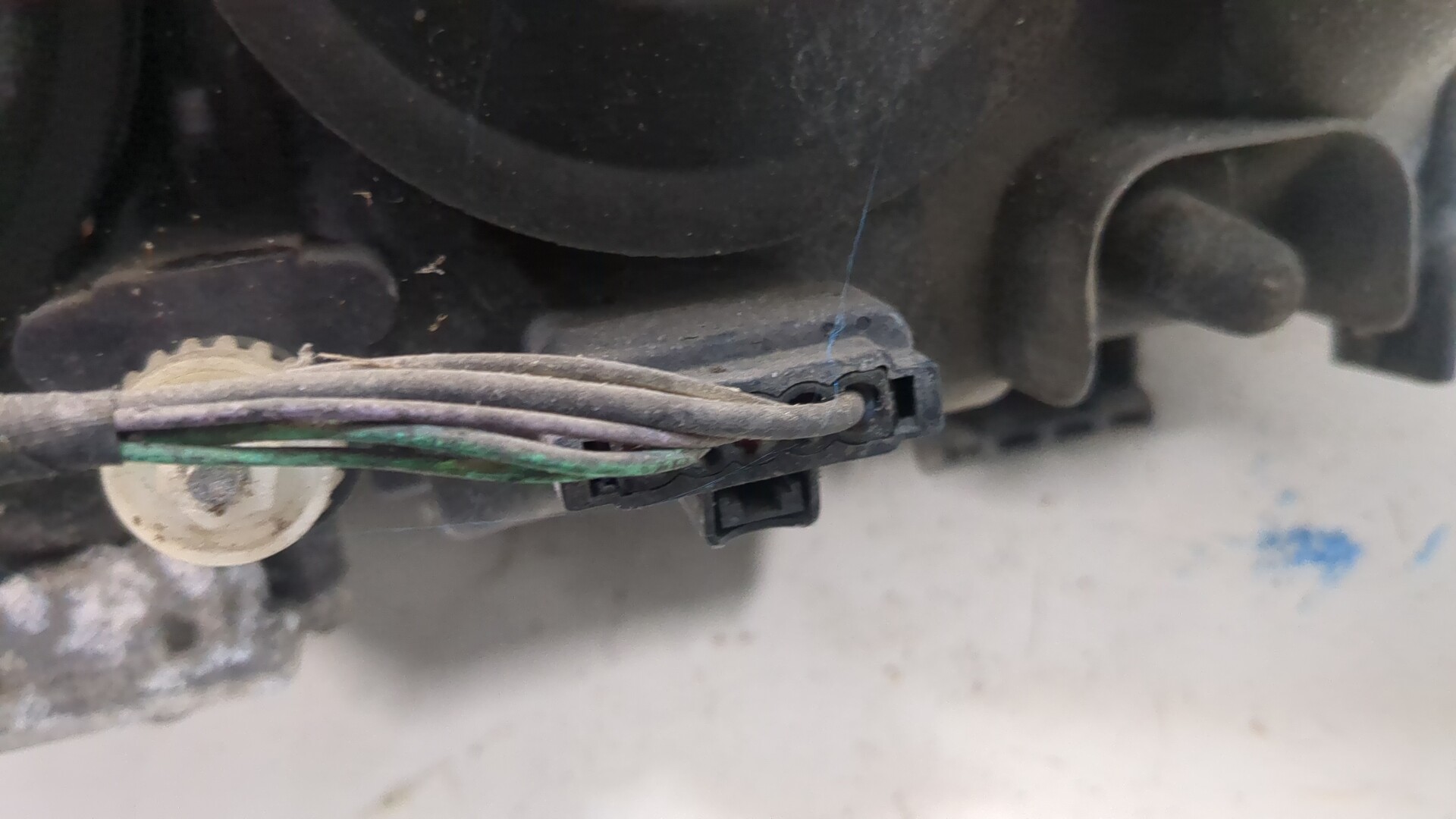 Фара правая