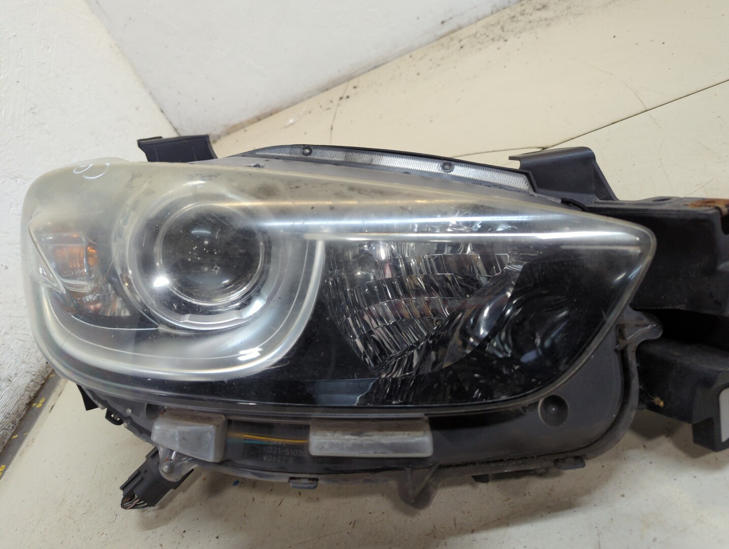 Фара правая