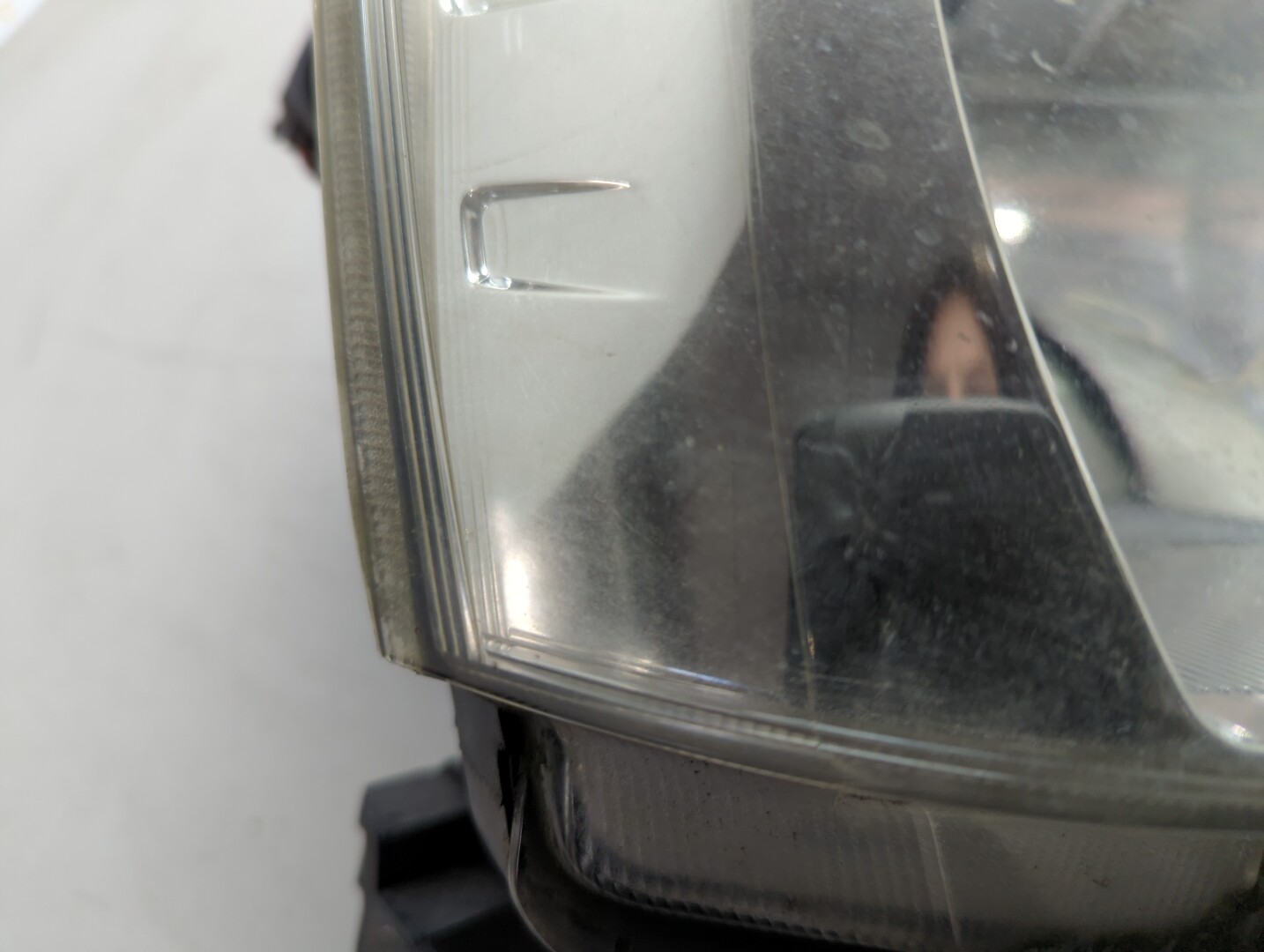 Фара правая