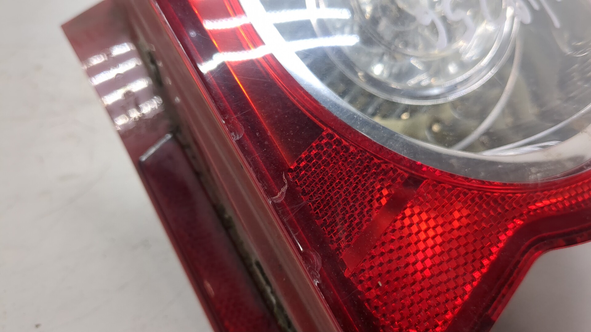 Фонарь задний правый