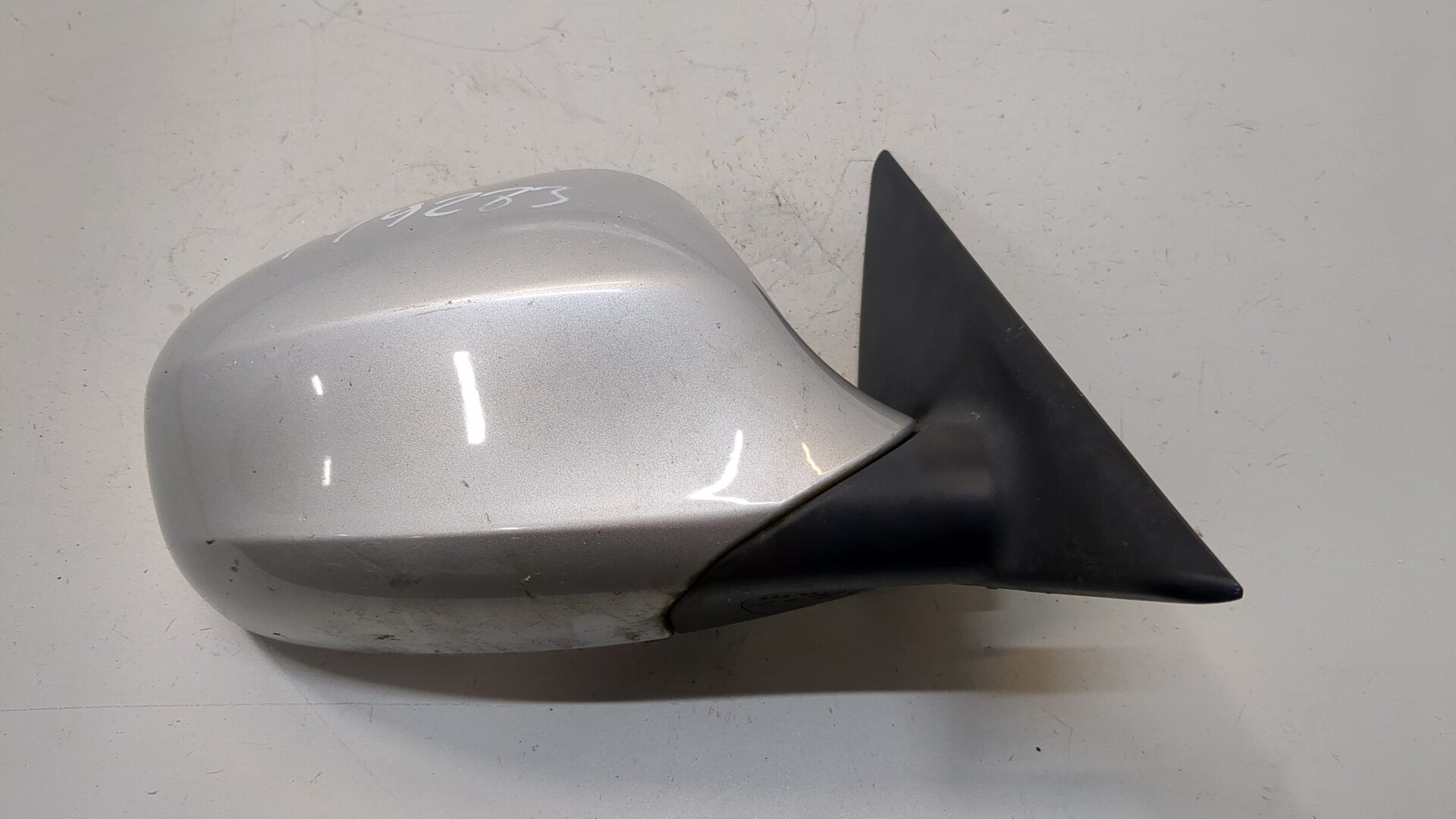 Зеркало правое электрическое