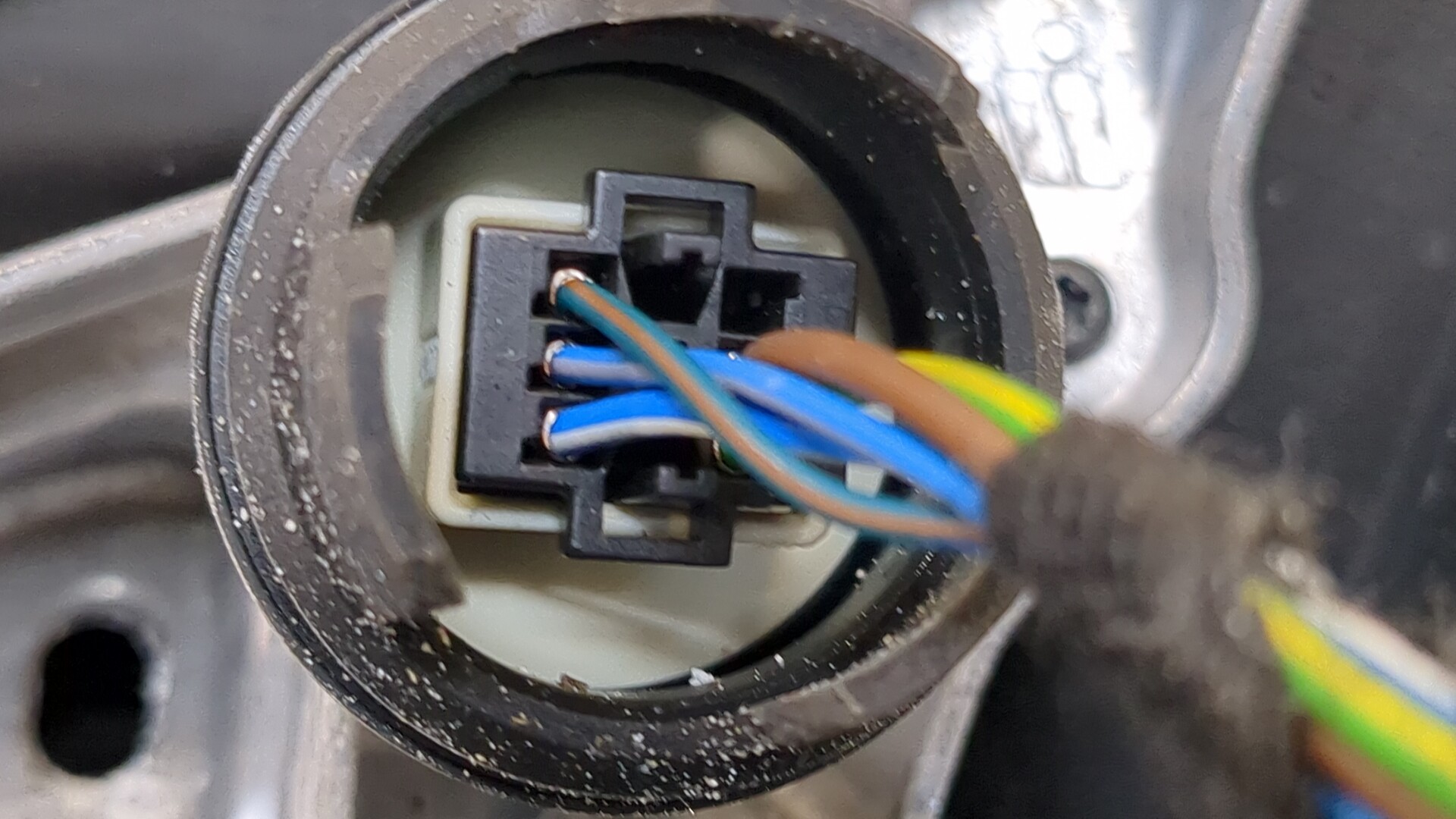 Зеркало правое электрическое