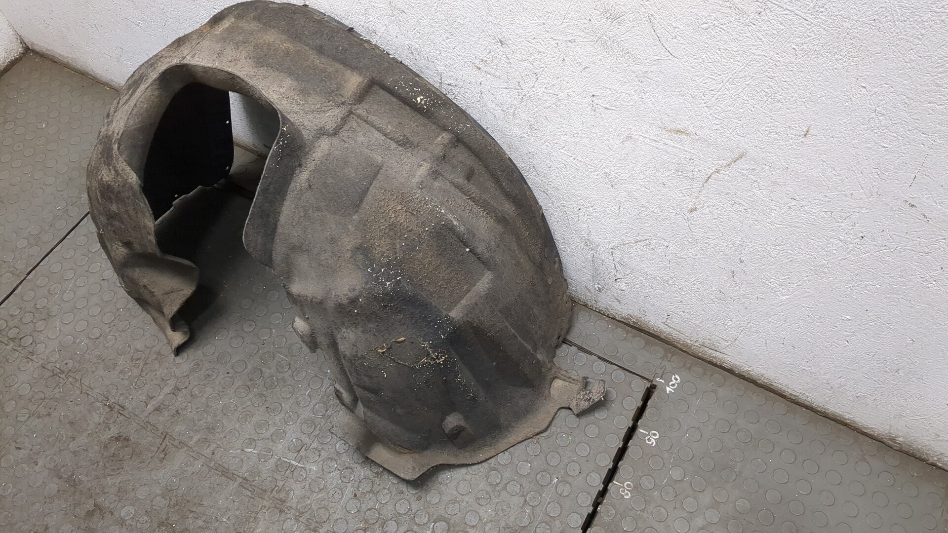 Локер передний правый