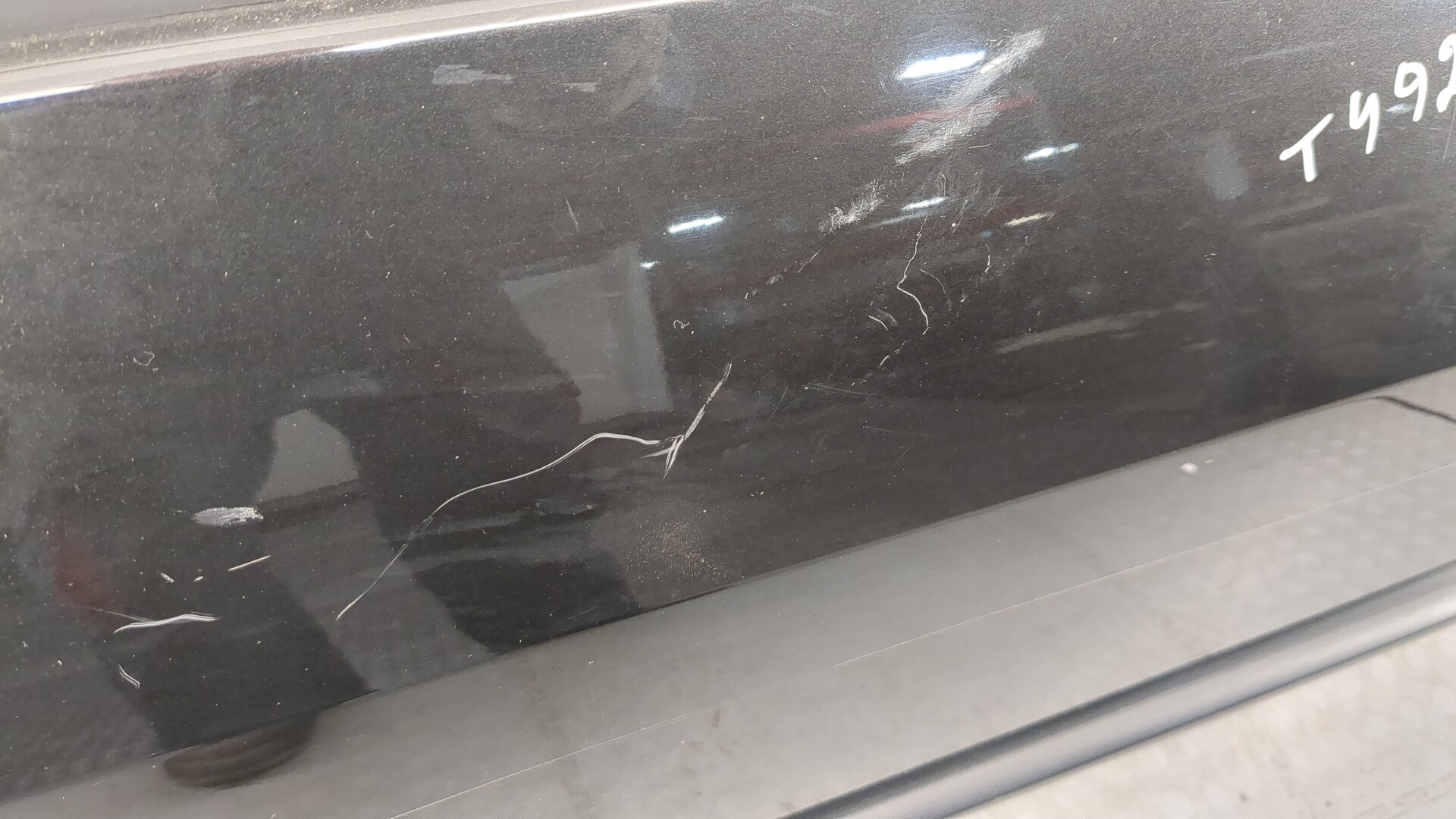 Дверь передняя левая