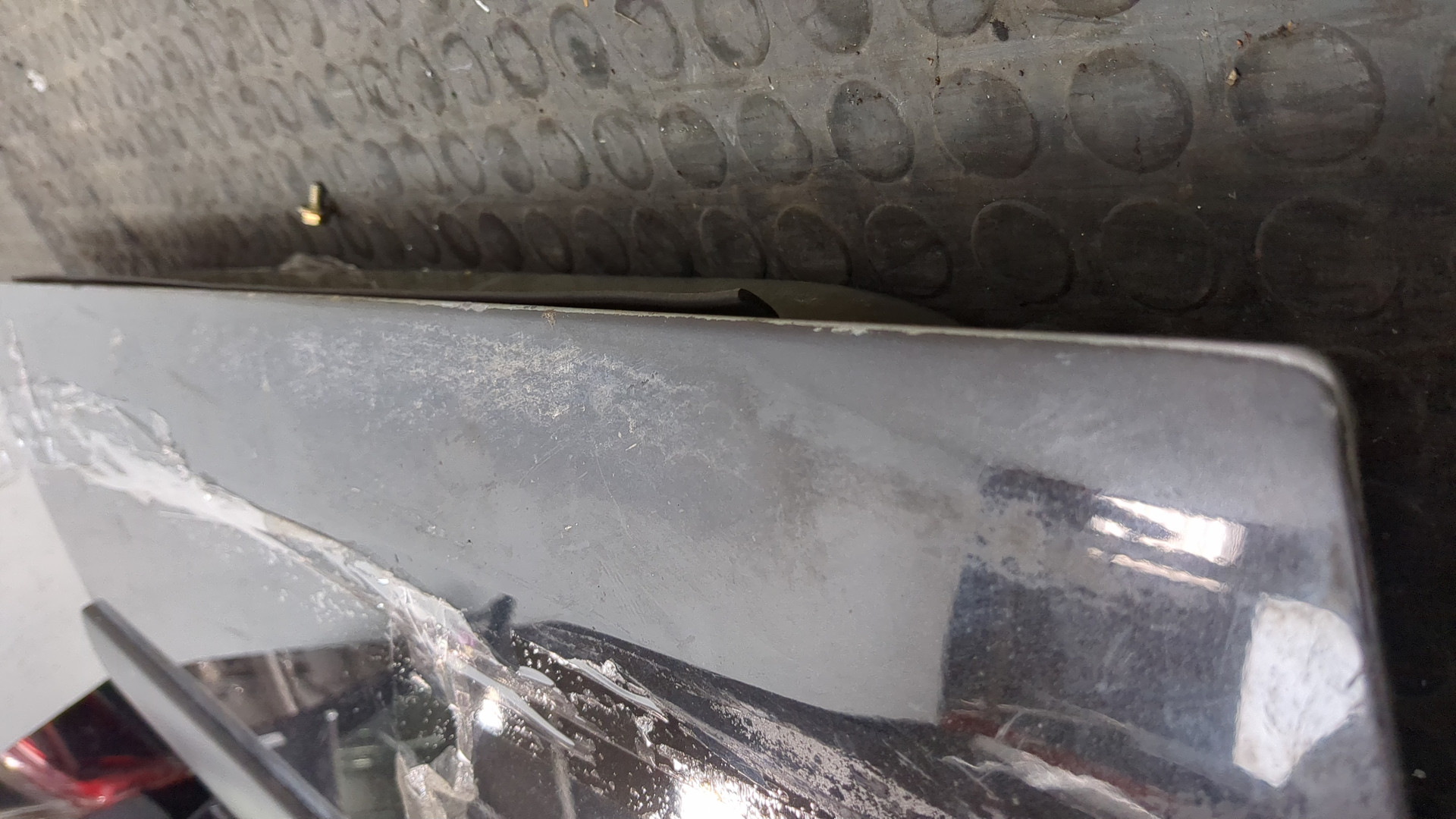 Дверь передняя левая