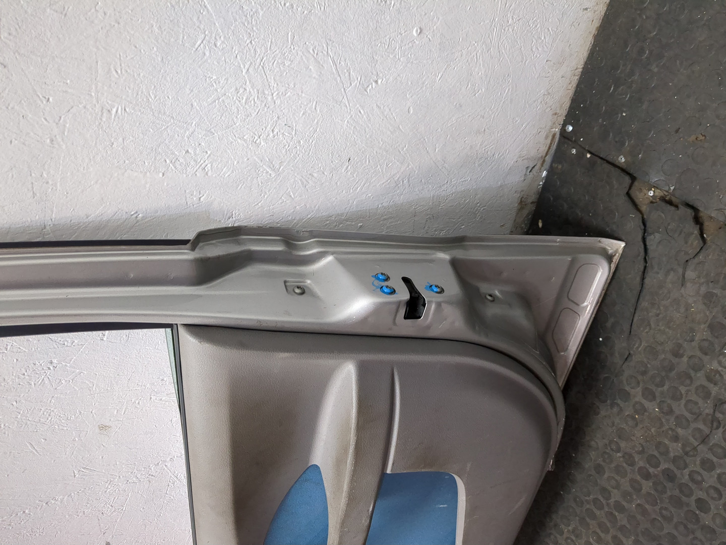 Дверь передняя правая