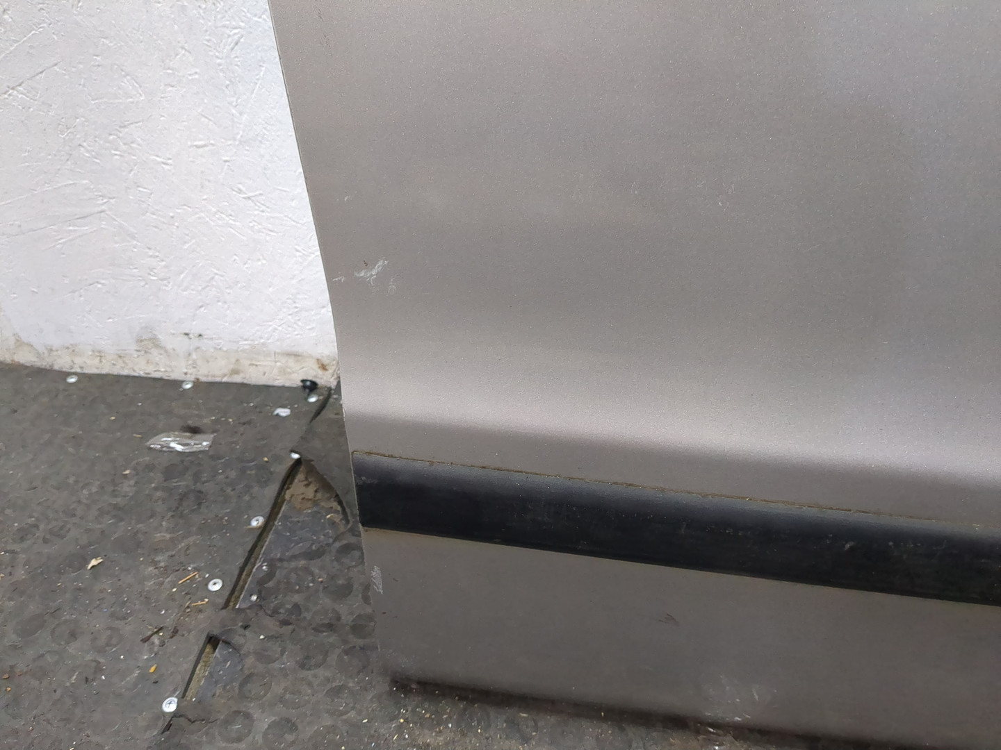 Дверь передняя правая